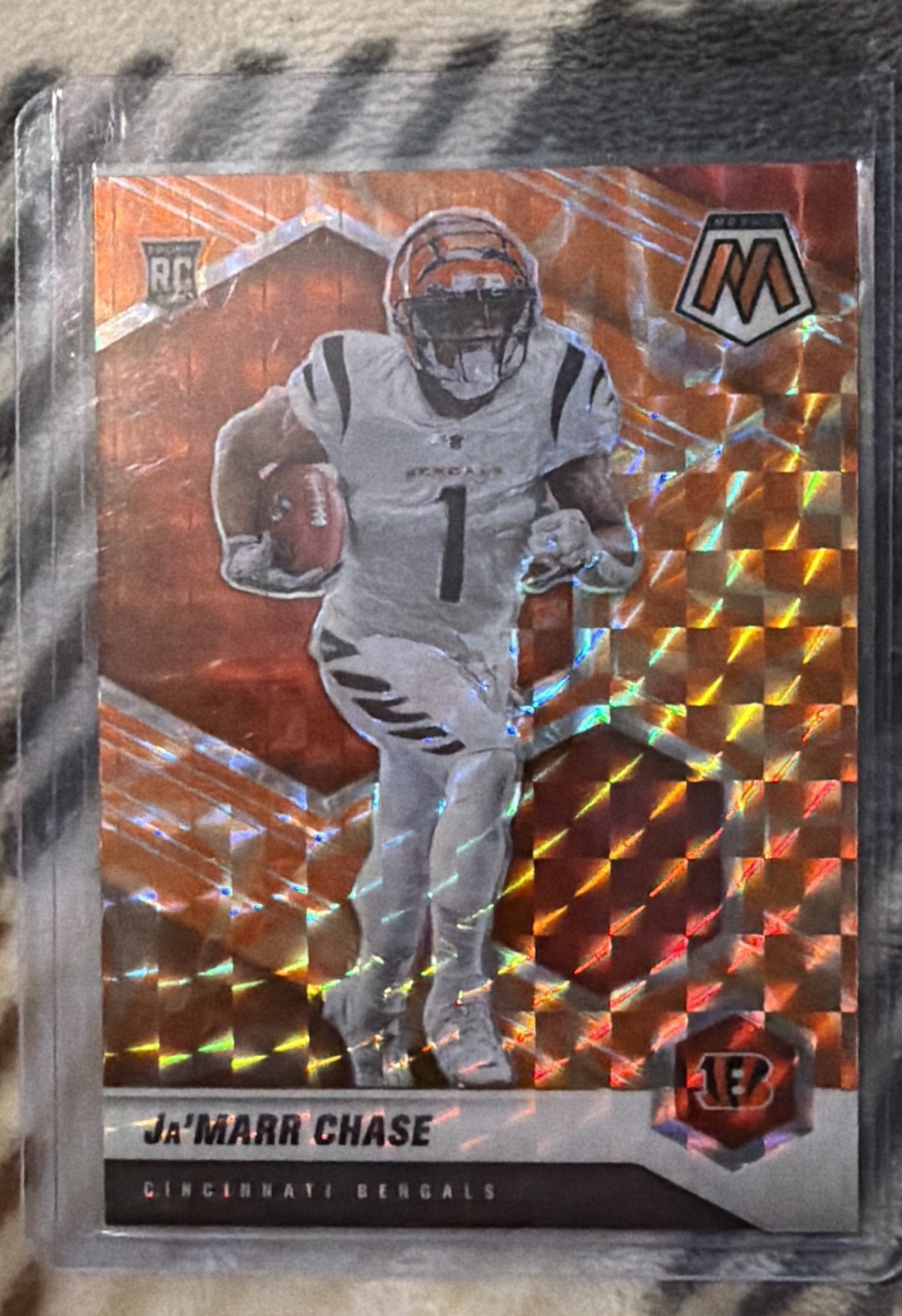 2021 Panini Mosaic - Rookies Ja'Marr Chase #307 Mosaic Reactive Orange Prizm RC 2021 Panini Mosaic - Rookies Ja'Marr Chase #307 Mosaic Reactive Orange Prizm RC