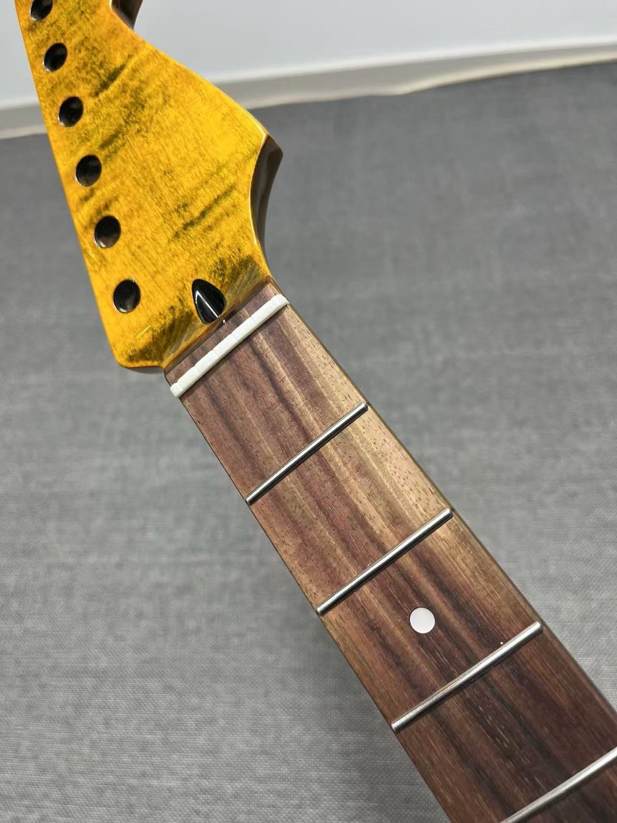 Vintage Yellow Flame Maple Guitar Neck 22fret Rosewood Fingerboard 25.5\