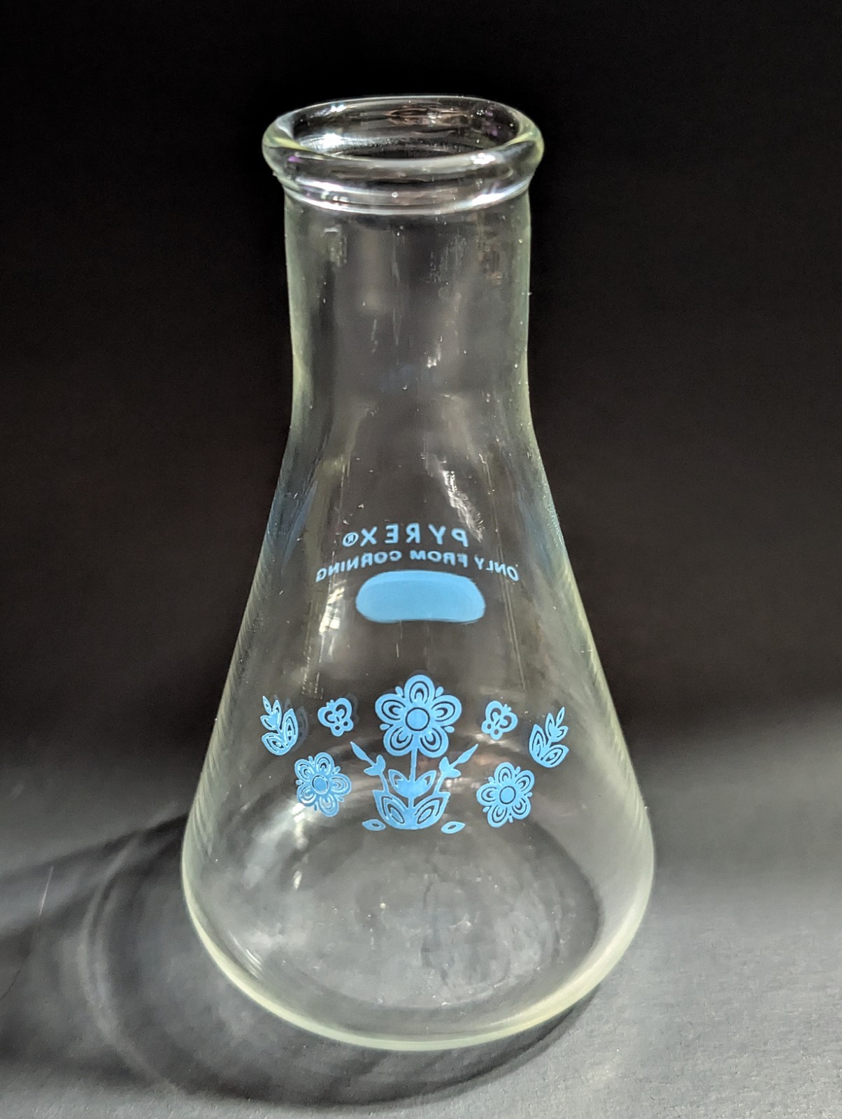 Rare 1977 Corning Centennial Pyrex Butterfly Gold Blue Small Lab Beaker Rare 1977 Corning Centennial Pyrex Butterfly Gold Blue Small Lab Beaker