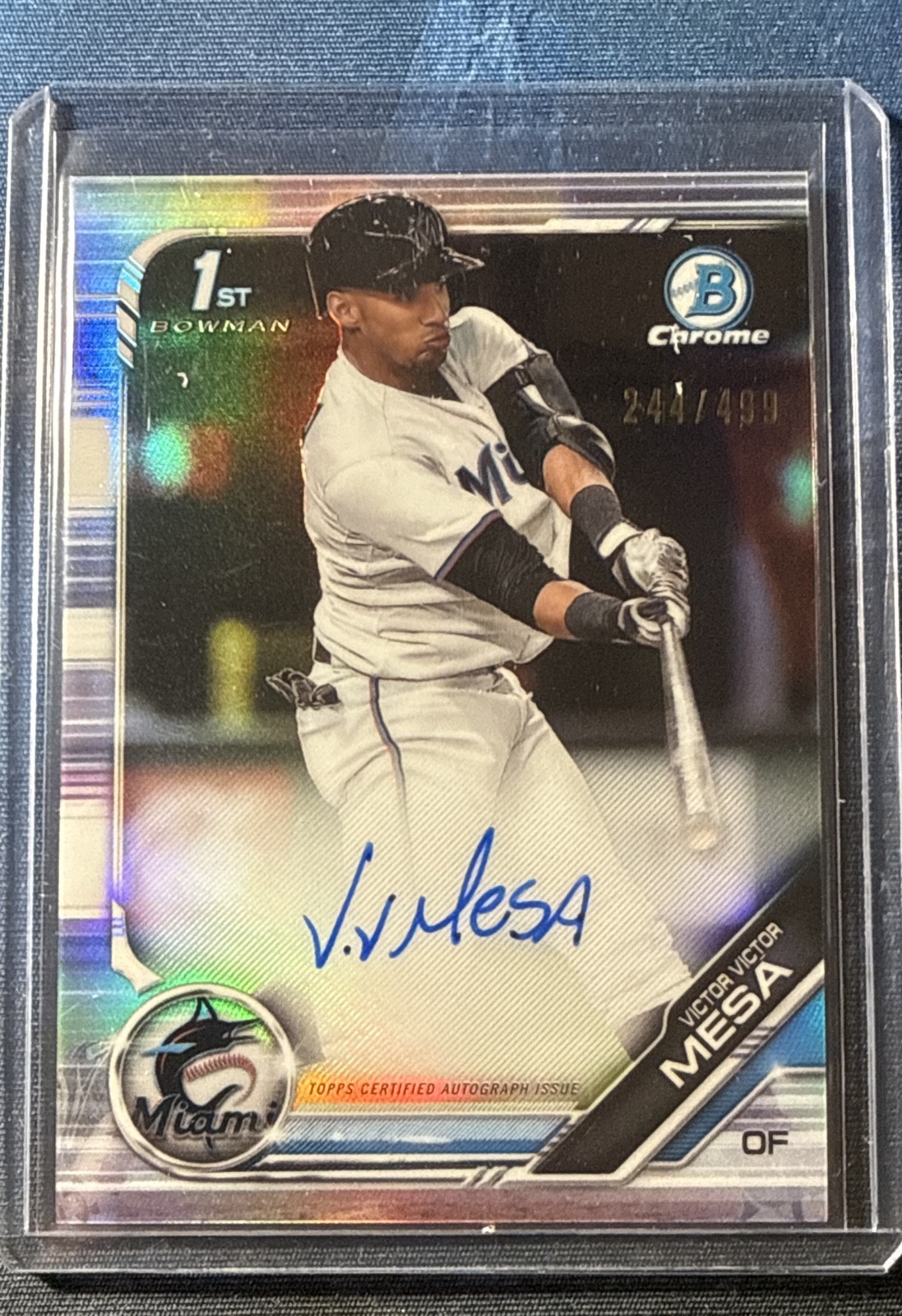 2019 Bowman Chrome Prospect Refractor Autograph Victor Victor Mesa #CPA-VVM /499 2019 Bowman Chrome Prospect Refractor Autograph Victor Victor Mesa #CPA-VVM /499