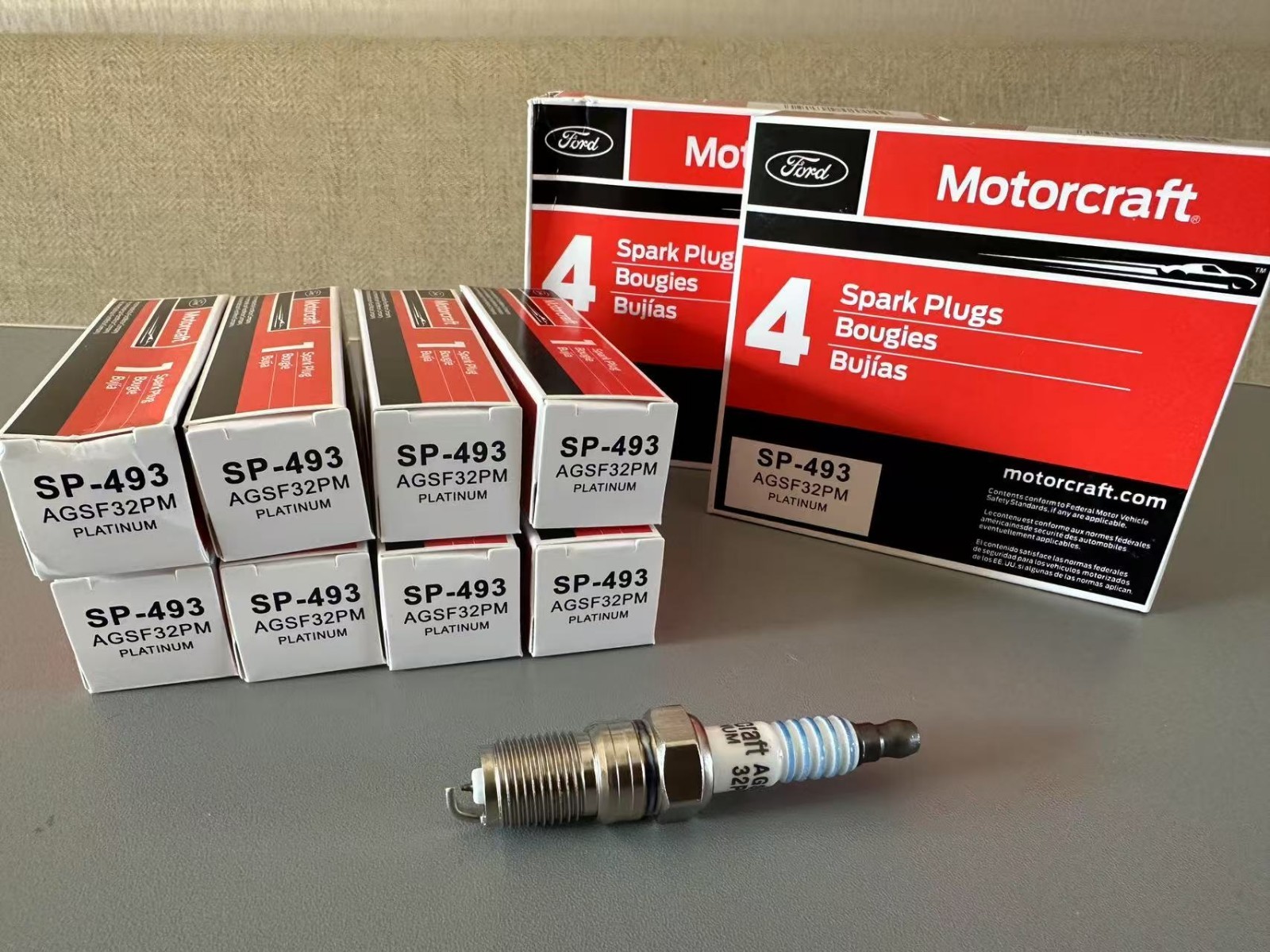 8Pcs OEM Motorcraft SP-493 Platinum SPARK PLUGS AGSF32PM For Ford 4.6L 5.4L V8