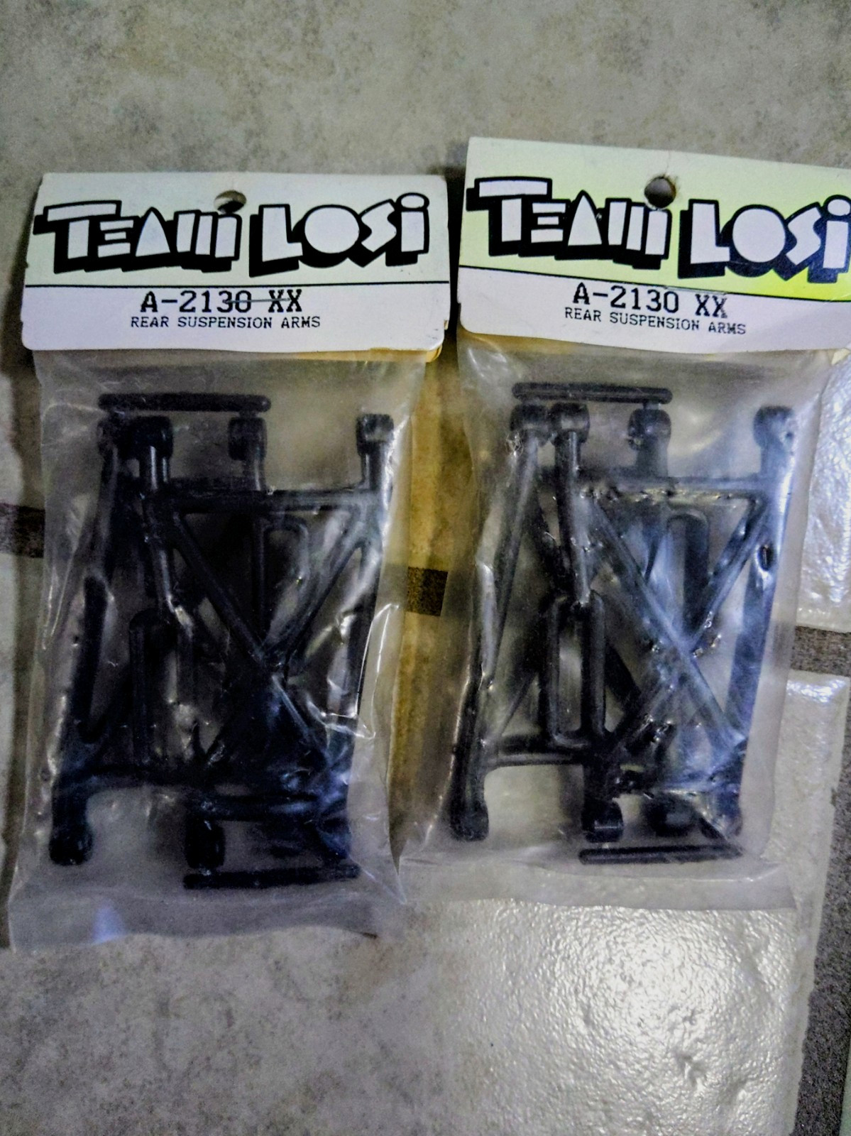 Team Losi XX Rear Suspension Arms A-2130 (Fits XX, XX-4, XXX, XXX-4) Team Losi XX Rear Suspension Arms A-2130 (Fits XX, XX-4, XXX, XXX-4)