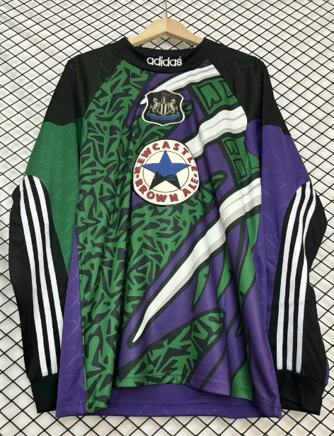 Retro 1995-1996 Newcastle United Goalkeeper Kit purple long sleeves jersey L