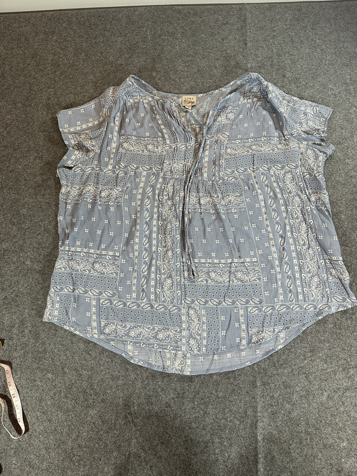 COMO Vintage Blue White Paisley Peasant V-Neck Tie Cap Sleeve Blouse Womens 2X