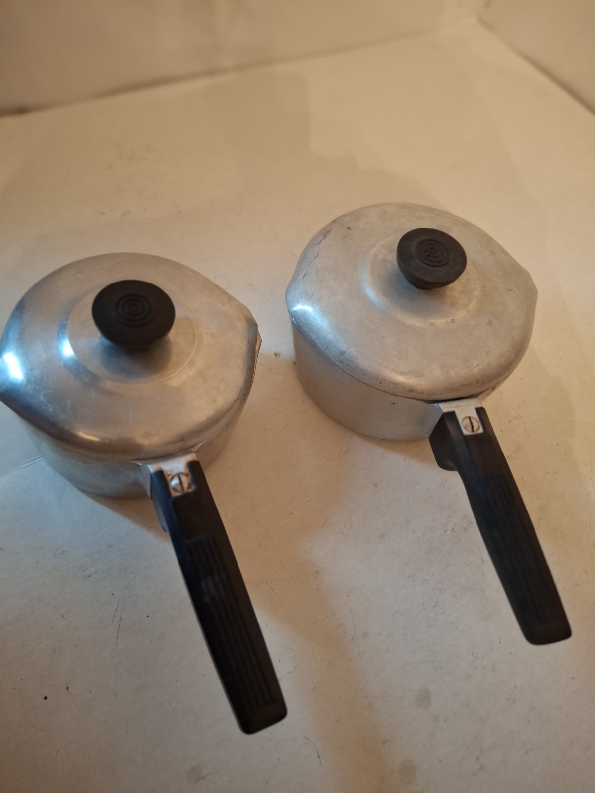 Vintage Magnalite Wagner Ware Sidney O Set Of Pans 4672P And 4682 w/ Lids 2qt