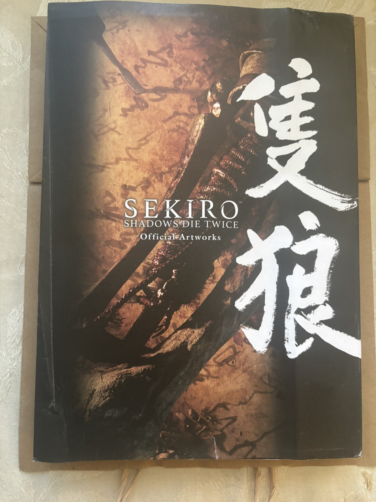 SEKIRO SHADOWS DIE TWICE Official Artworks Japan Art Book Damaged Dust Cover SEKIRO SHADOWS DIE TWICE Official Artworks Japan Art Book Damaged Dust Cover