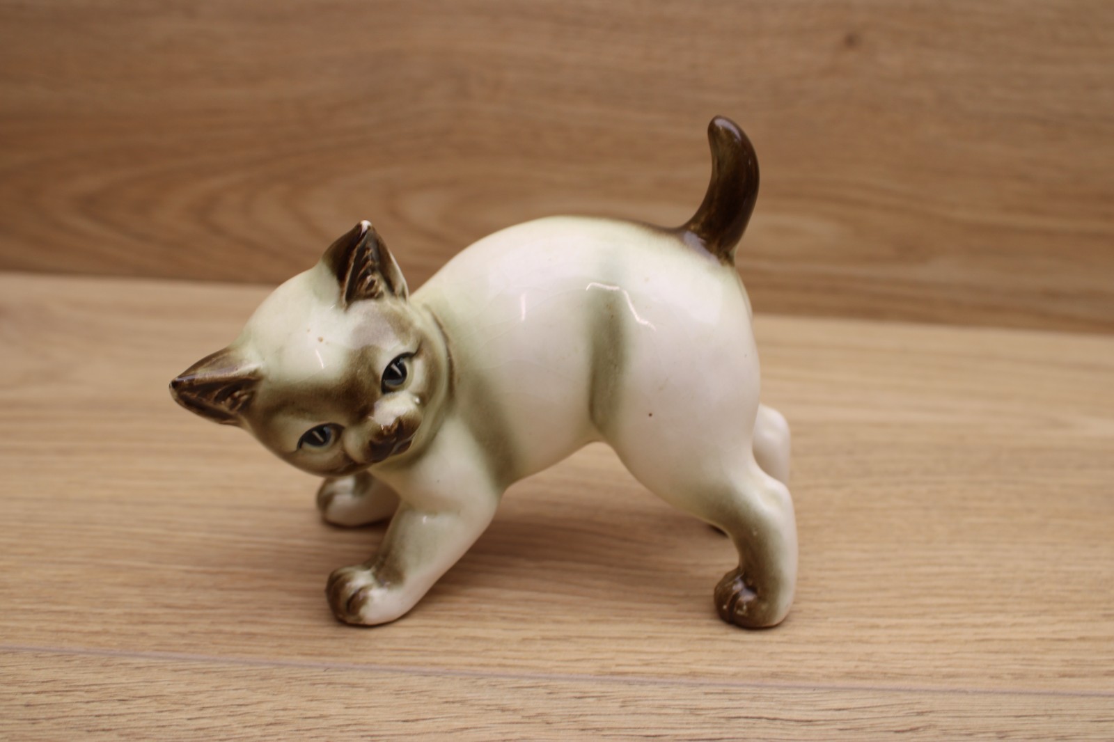 Vintage Siamese Cat Ceramic Figurine Walking Tail Up Blue Eyes MCM Style Vintage Siamese Cat Ceramic Figurine Walking Tail Up Blue Eyes MCM Style