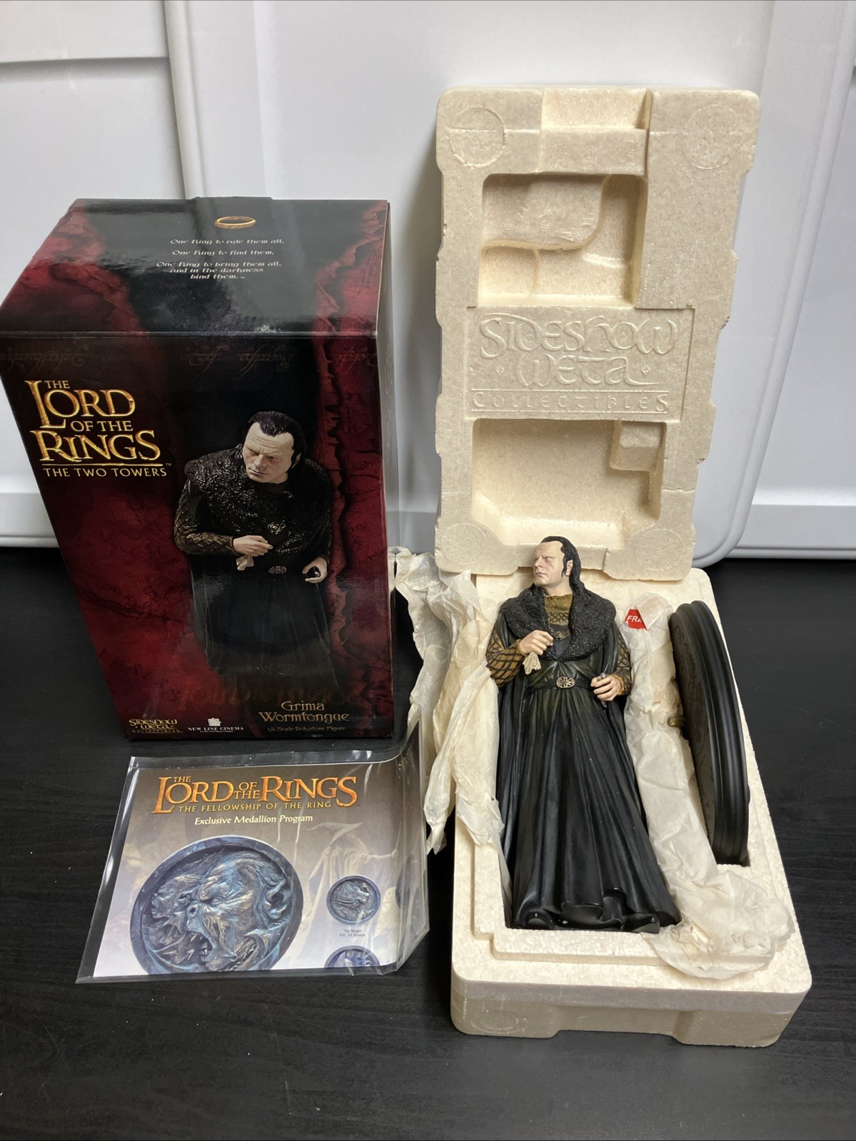 WETA The Lord of the Rings Grima Wormtongue Statue #0439/2000 WETA The Lord of the Rings Grima Wormtongue Statue #0439/2000
