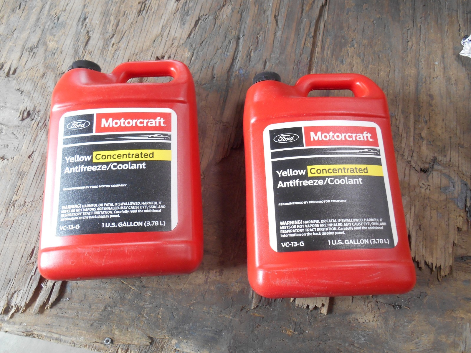 Ford Motorcraft OEM Yellow Concentrated Antifreeze / Coolant - 2 Gallon #B Ford Motorcraft OEM Yellow Concentrated Antifreeze / Coolant - 2 Gallon #B