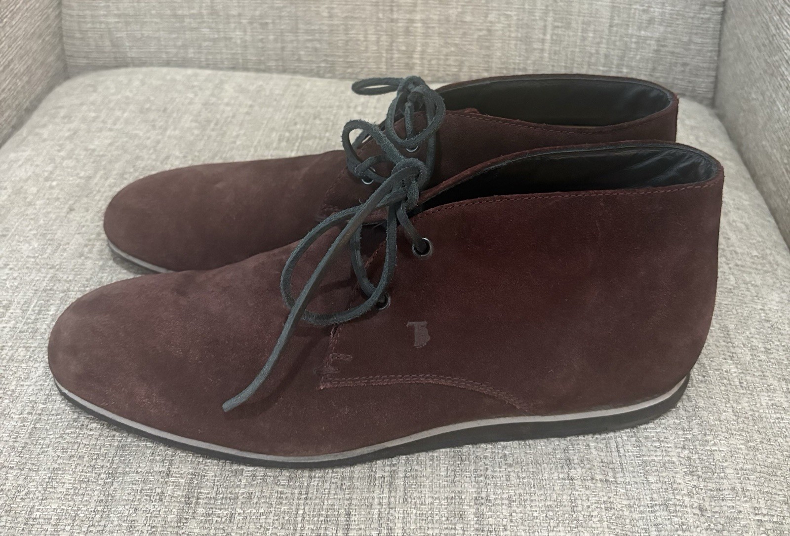 Tod\'s Men\'s Burgundy/Brown Suede Chukka Desert Ankle Boots Sz 9