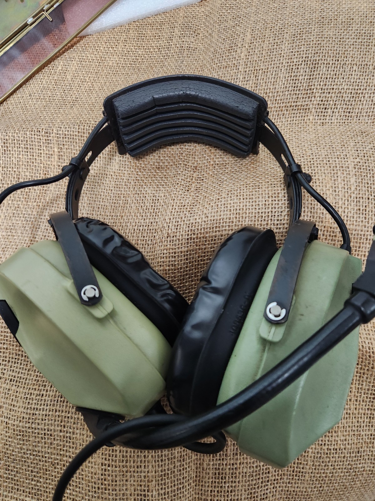 Vintage  David-Clark H10-80 Aviation Headset 