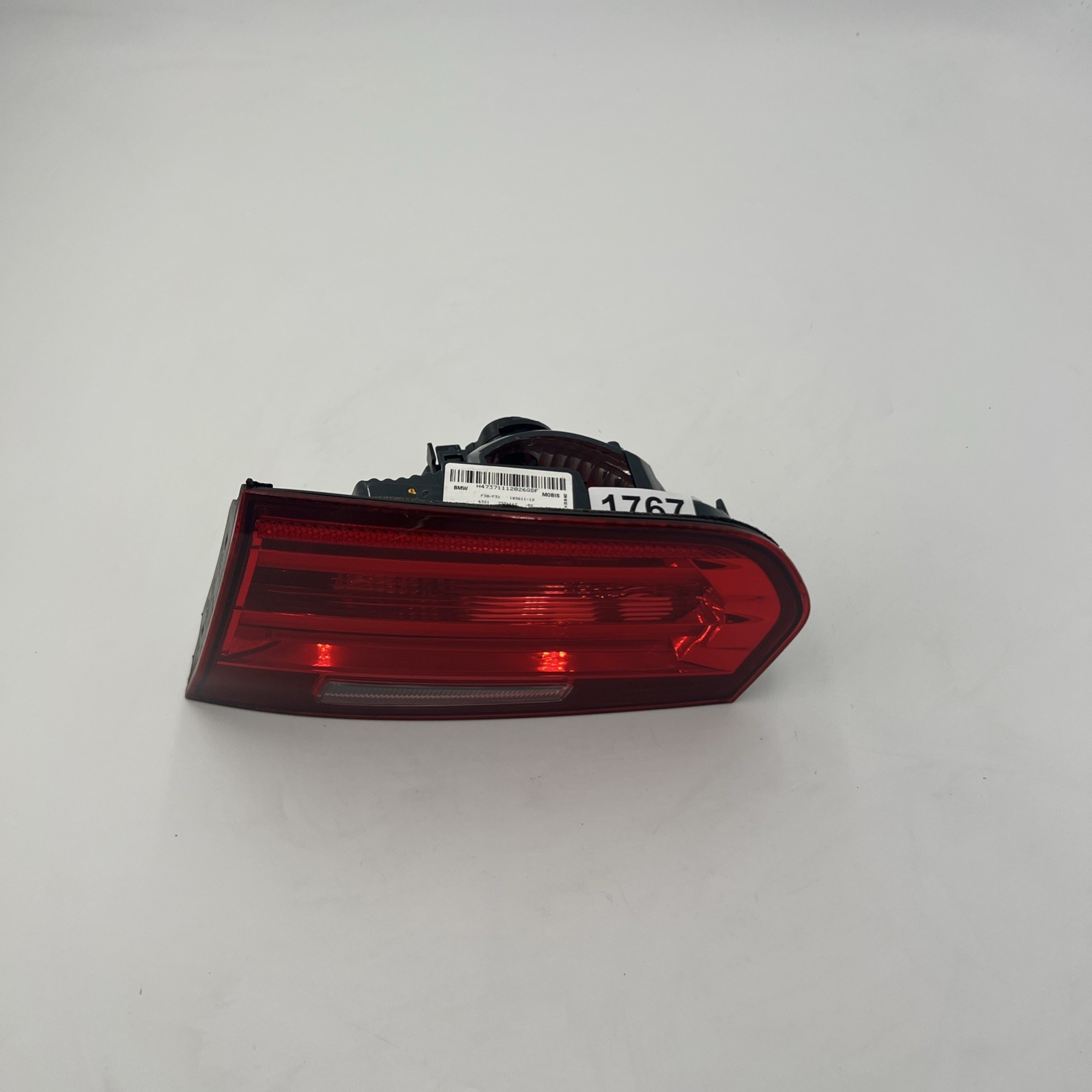 2012-2015 BMW F30 335i Tail Light Right 7371112 63217371112 Used OEM 2012-2015 BMW F30 335i Tail Light Right 7371112 63217371112 Used OEM