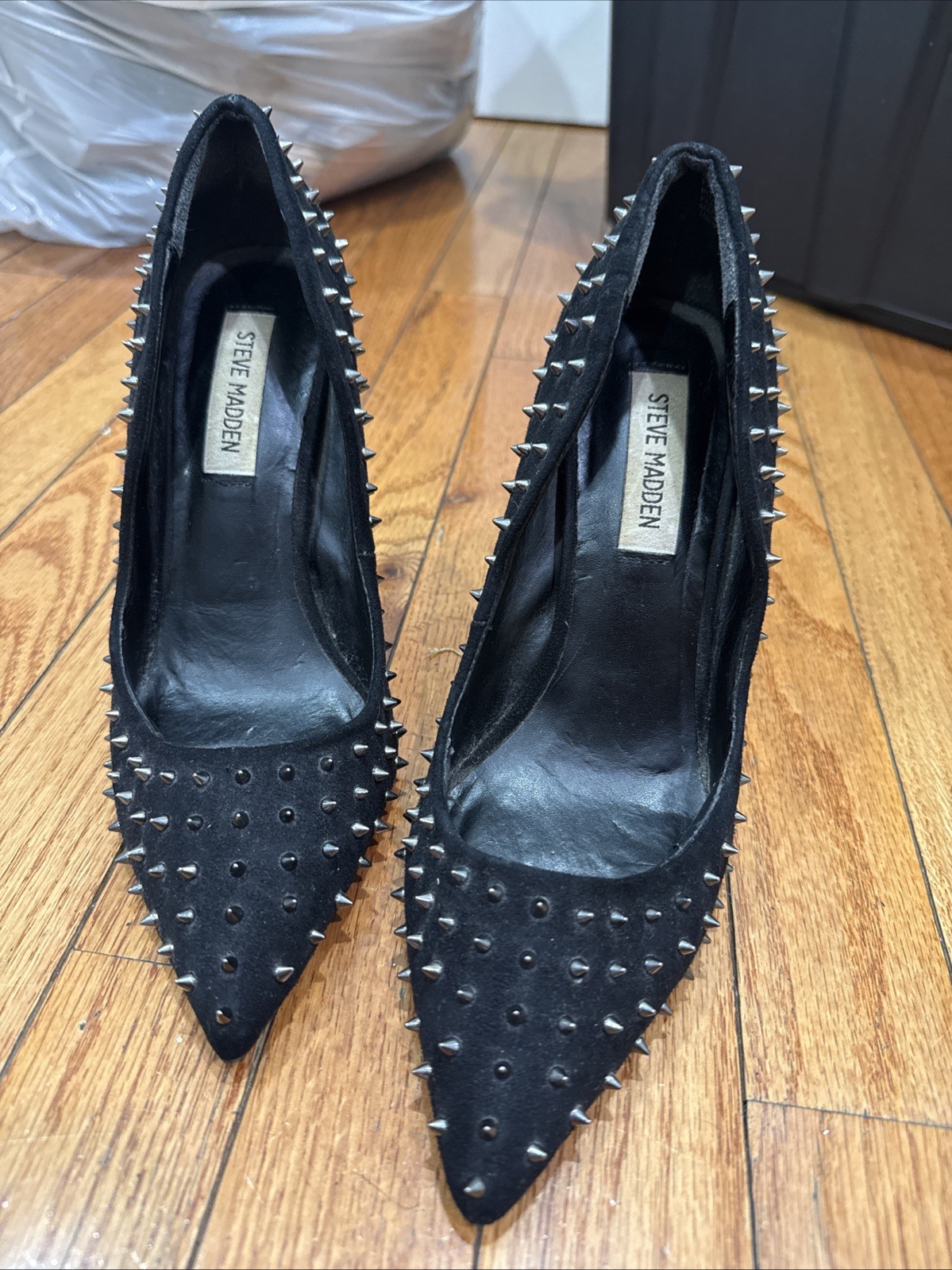 Steve Madden Black Spiked Studded Pointed Toe Heels Pumps Size 8 Women\'s