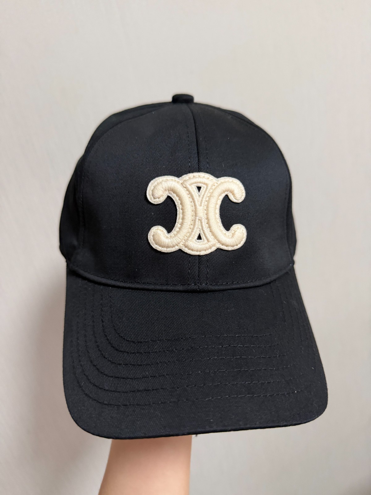 Celine Triomphe Black Adjustable Baseball Cap Women\'s Medium Celine Triomphe Black Adjustable Baseball Cap Women\'s Medium