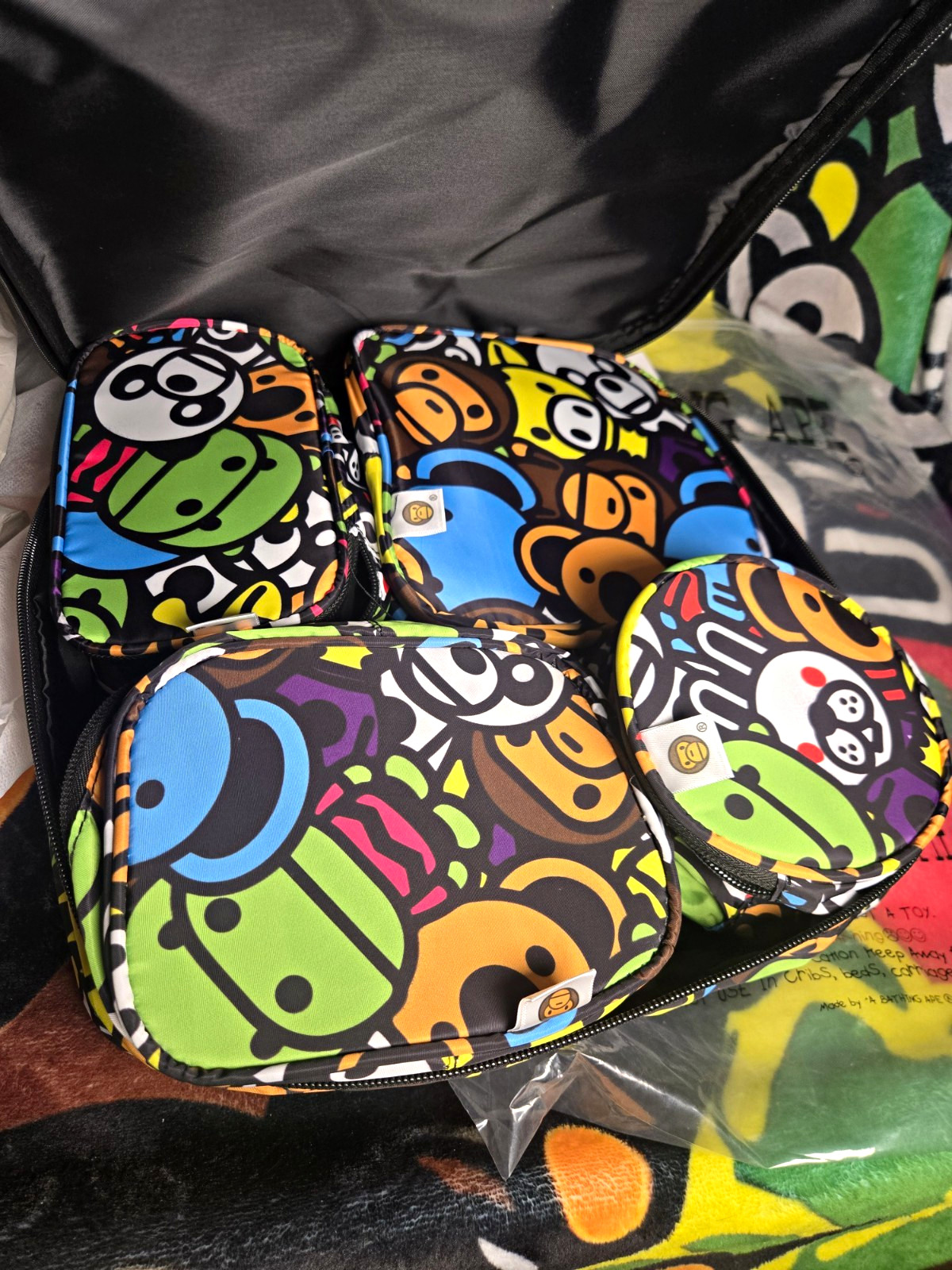 A Bathing Ape Baby Milo Graphic Print Zip Picnic Lunch Bag Set Lunchbox A Bathing Ape Baby Milo Graphic Print Zip Picnic Lunch Bag Set Lunchbox