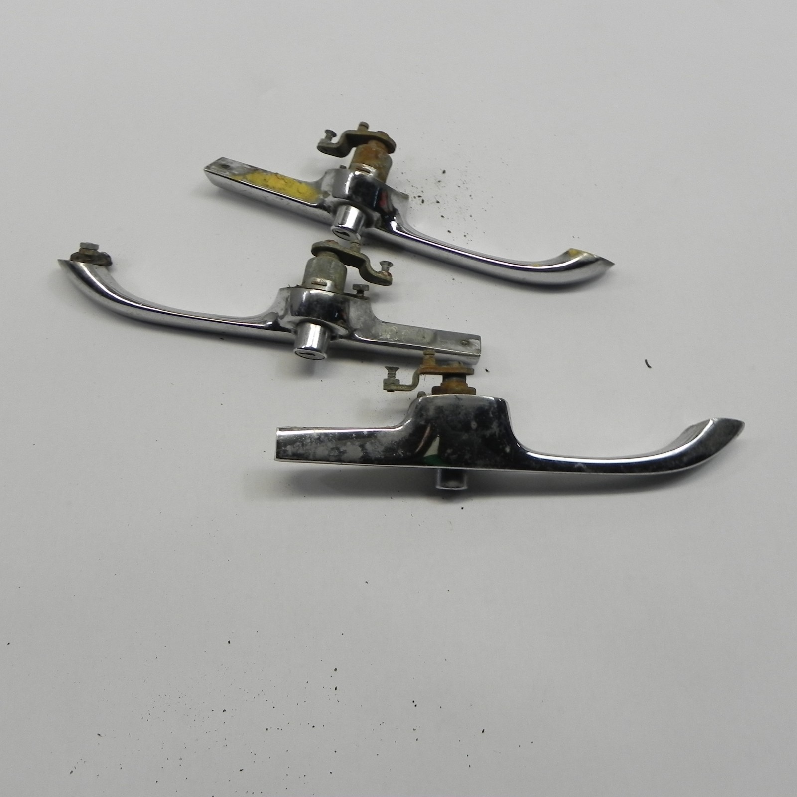 VINTAGE 1972-73 VOLVO P1800 ES WAGON DOOR HANDLE OUTSIDE CHROME LOT OF 3 USED VINTAGE 1972-73 VOLVO P1800 ES WAGON DOOR HANDLE OUTSIDE CHROME LOT OF 3 USED