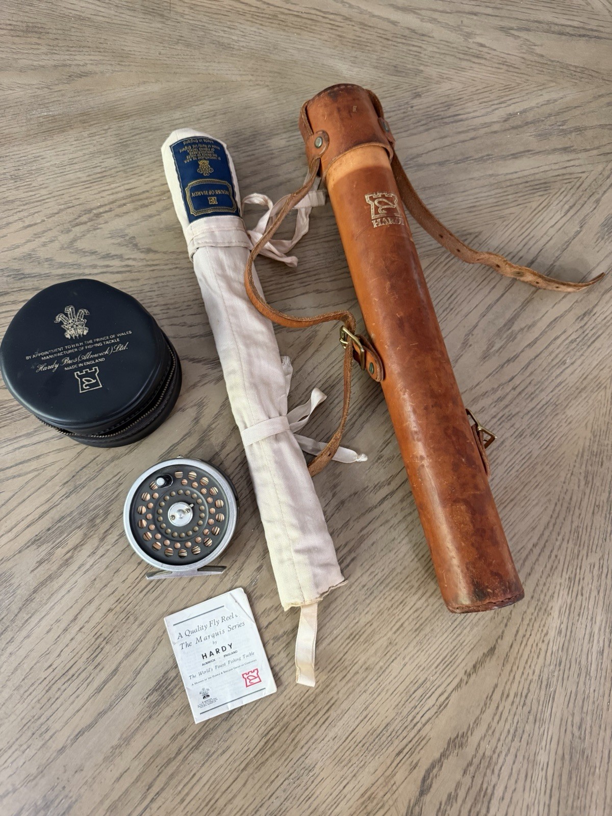 Hardy Smuggler Deluxe Vintage 7pc Fly Rod & Hardy Marquis #6 Hardy Smuggler Deluxe Vintage 7pc Fly Rod & Hardy Marquis #6