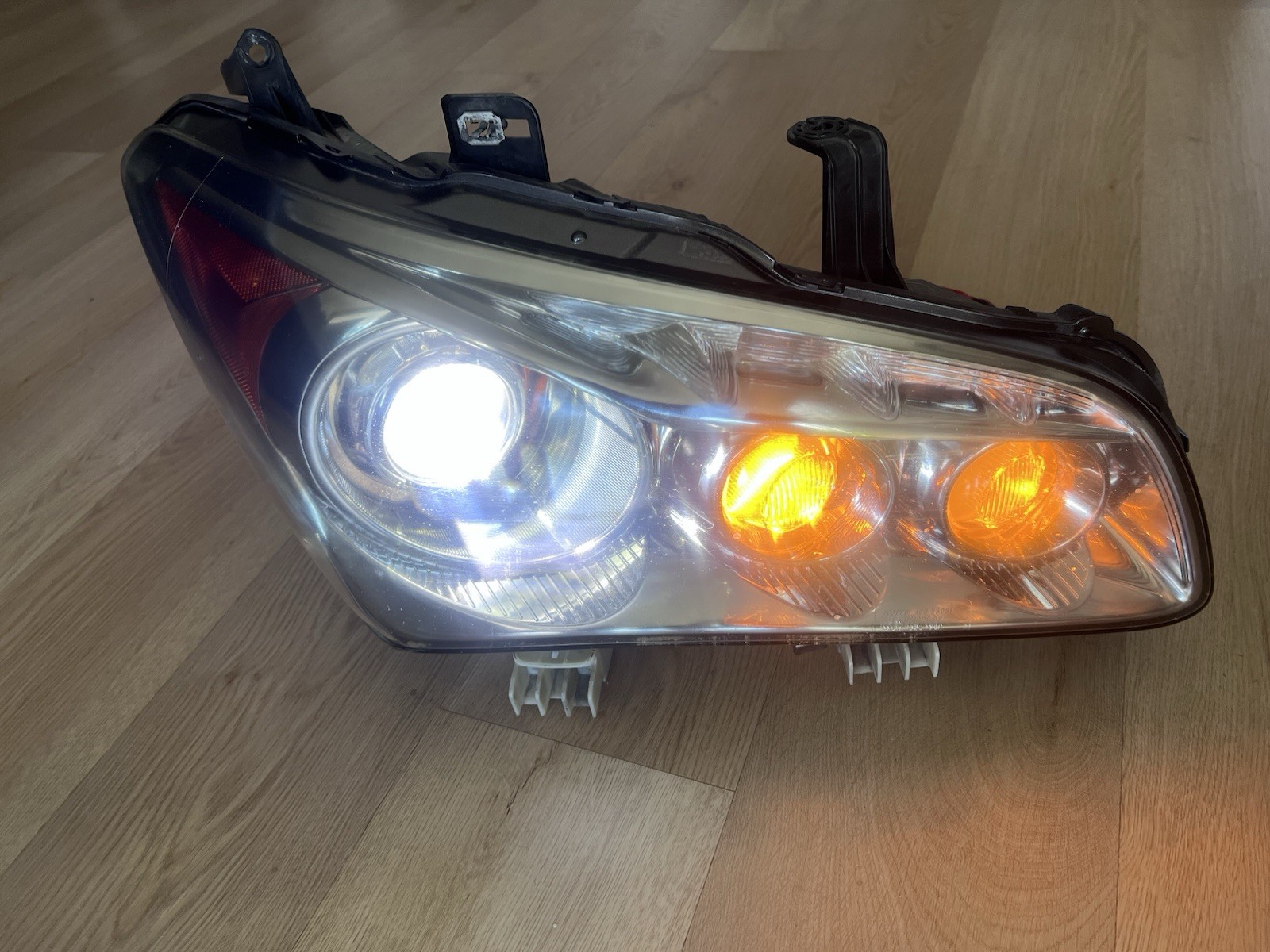 2011-2014 Infiniti QX56 QX80 RIGHT RH PASSENGER SIDE HEADLIGHT OEM ADAPTIVE HID