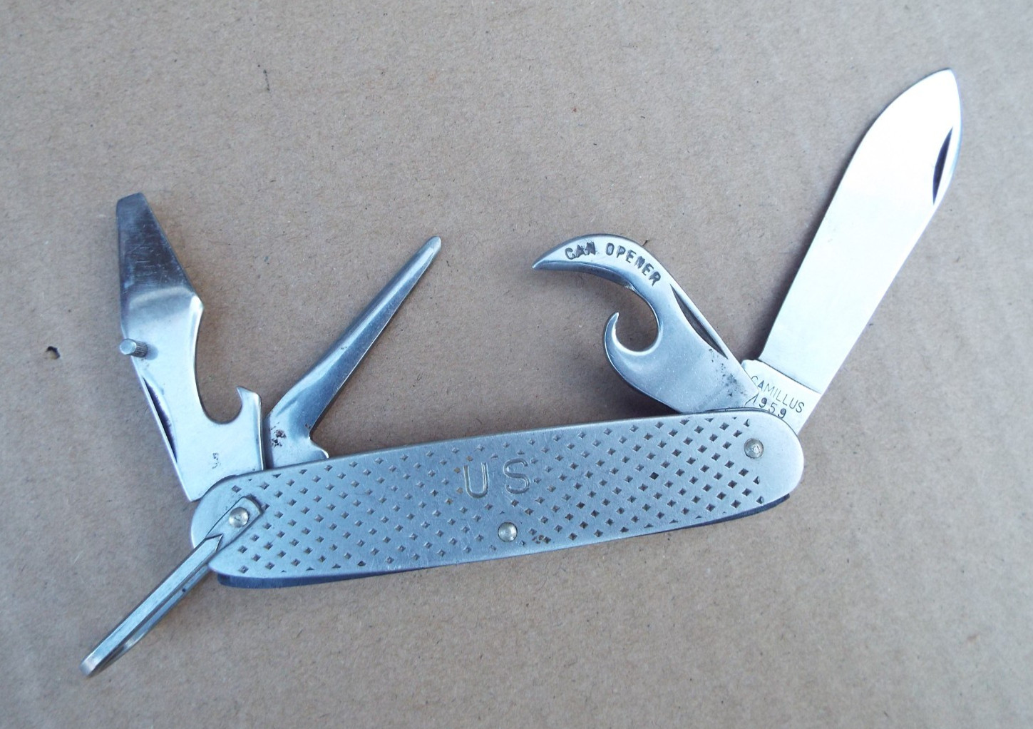 Vintage Camillus 1959 US ARMY Service Multitool Folding Knife Vintage Camillus 1959 US ARMY Service Multitool Folding Knife