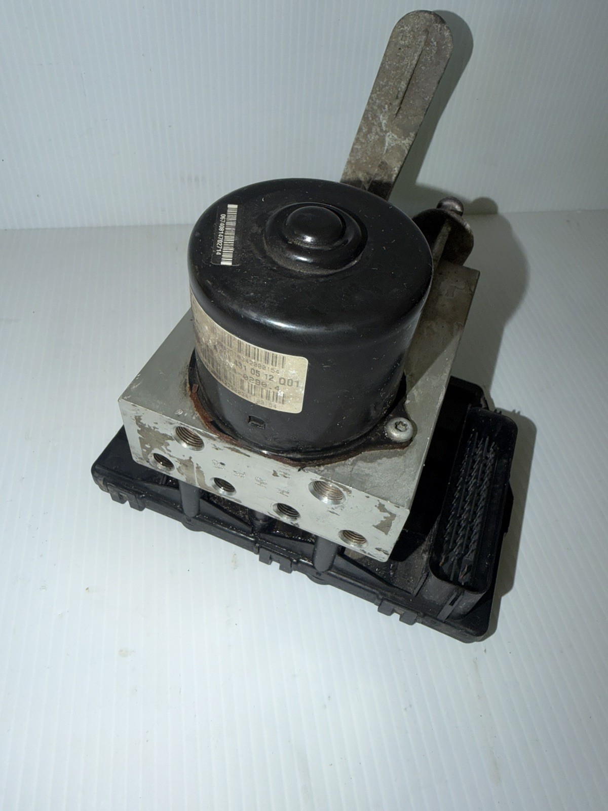 2000-2002 MERCEDES C-CLASS Anti-lock Brake Part ABS PUMP OEM A2035451632