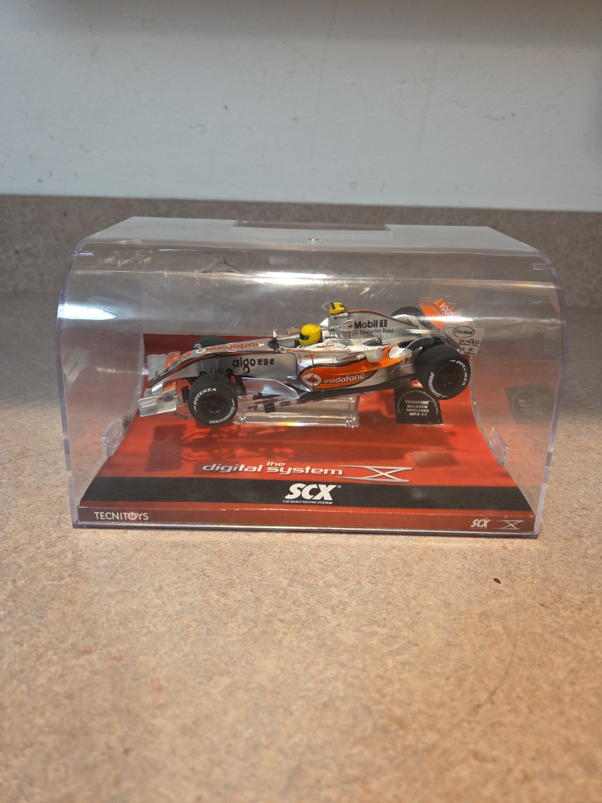 SCX Slot Car 1:32 Scale Vodafone McLaren Mercedes