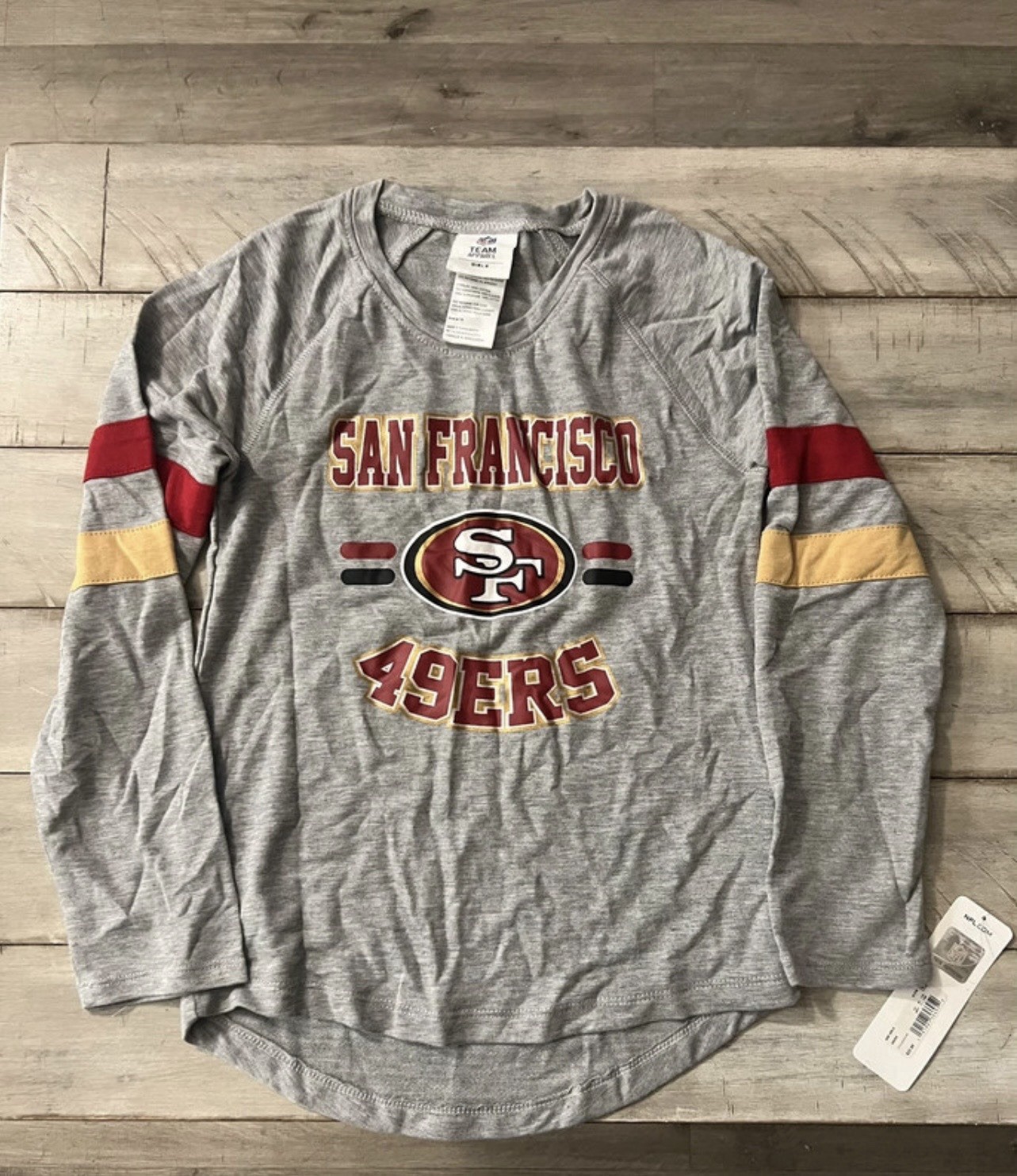 San Francisco girls long Sleeve Gray/red/gold  Long Sleeve shirt Size 7/8