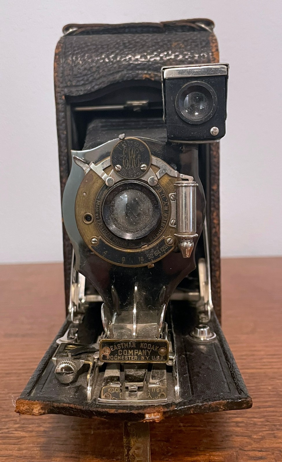 Antique No. 1A Folding Pocket Kodak Camera RR Lens Model D Vintage 1910s