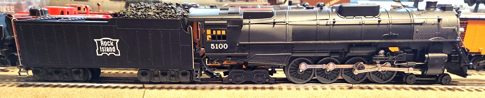 Lionel 6-18001 ROCK ISLAND LOCO IN LN CONDITION IN ORIGINAL BOX WITH PAPERWORK.