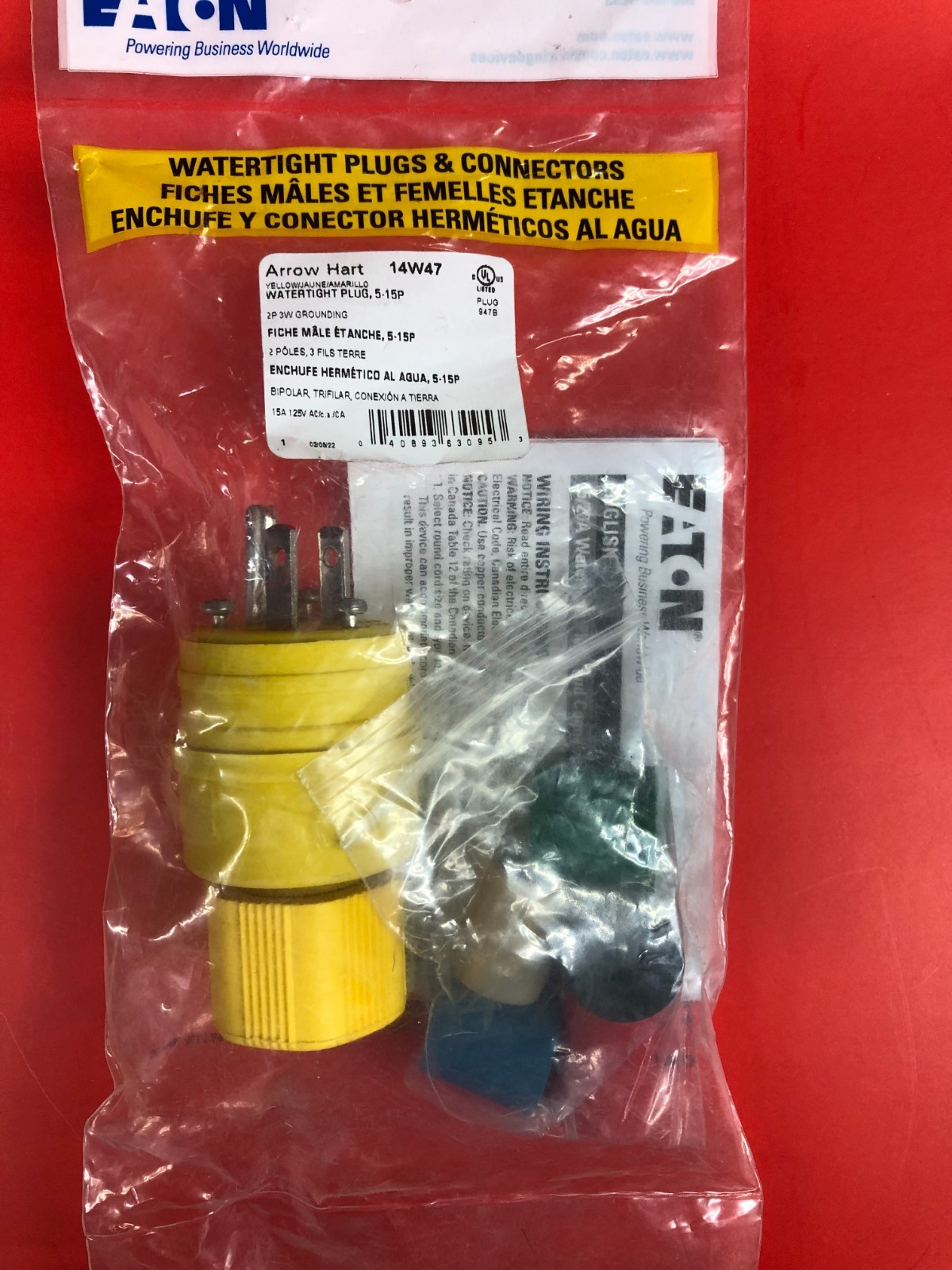 Eaton Arrow Hart 14W47, watertight straight blade plug, Yellow 