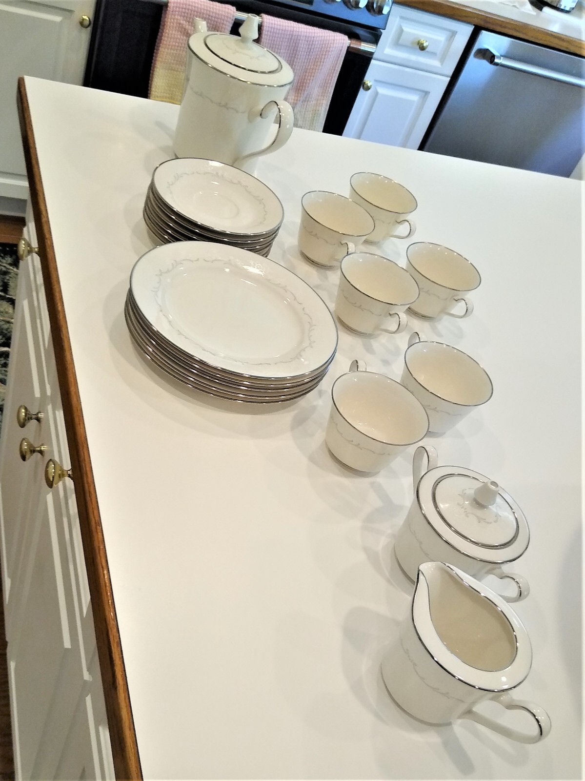 Beautiful Noritake Coffee & Dessert China Set (Discontinued) made in JAPAN