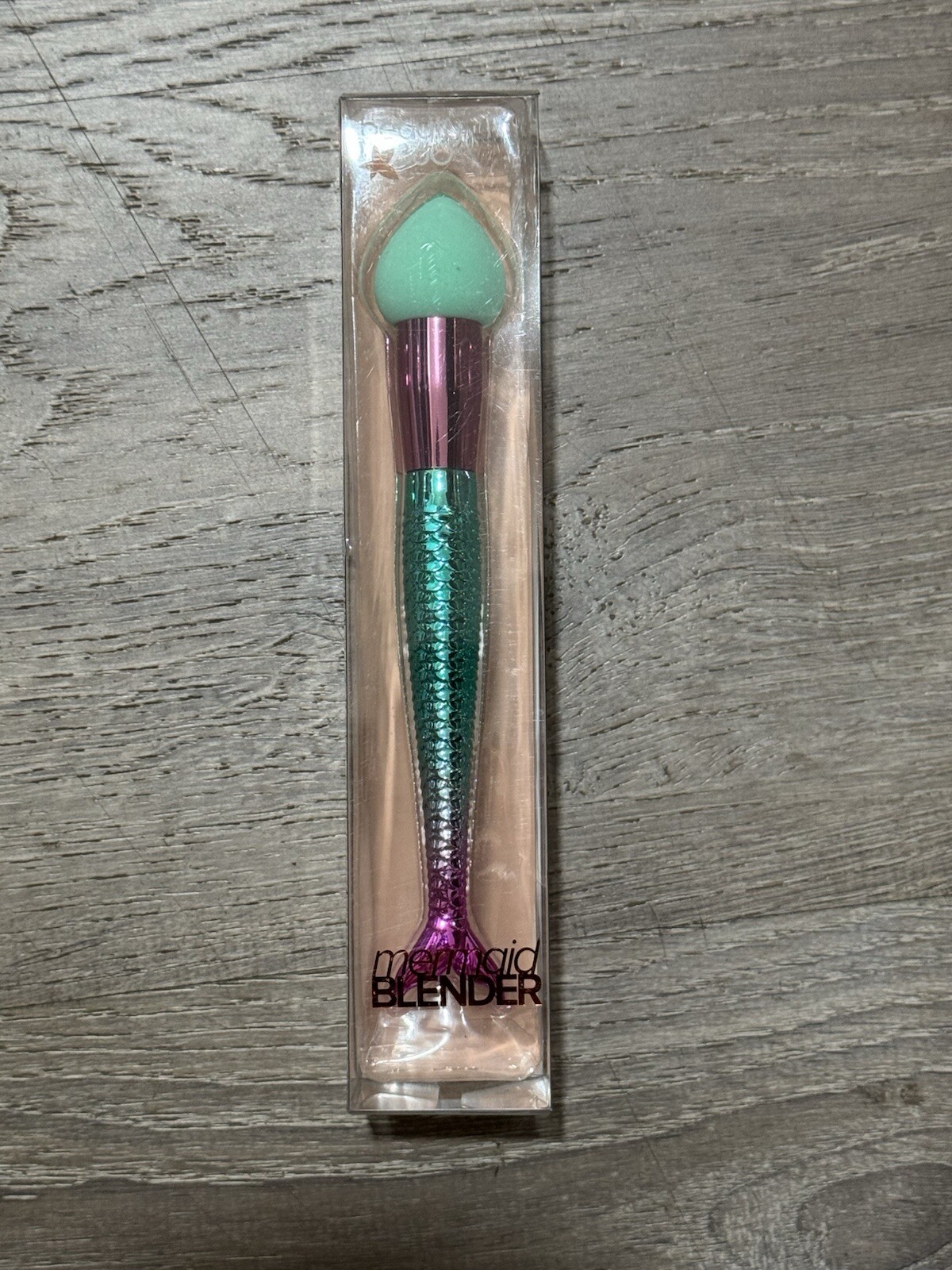 Beauty 360 Mermaid Blender Sponge. New In Box Beauty 360 Mermaid Blender Sponge. New In Box