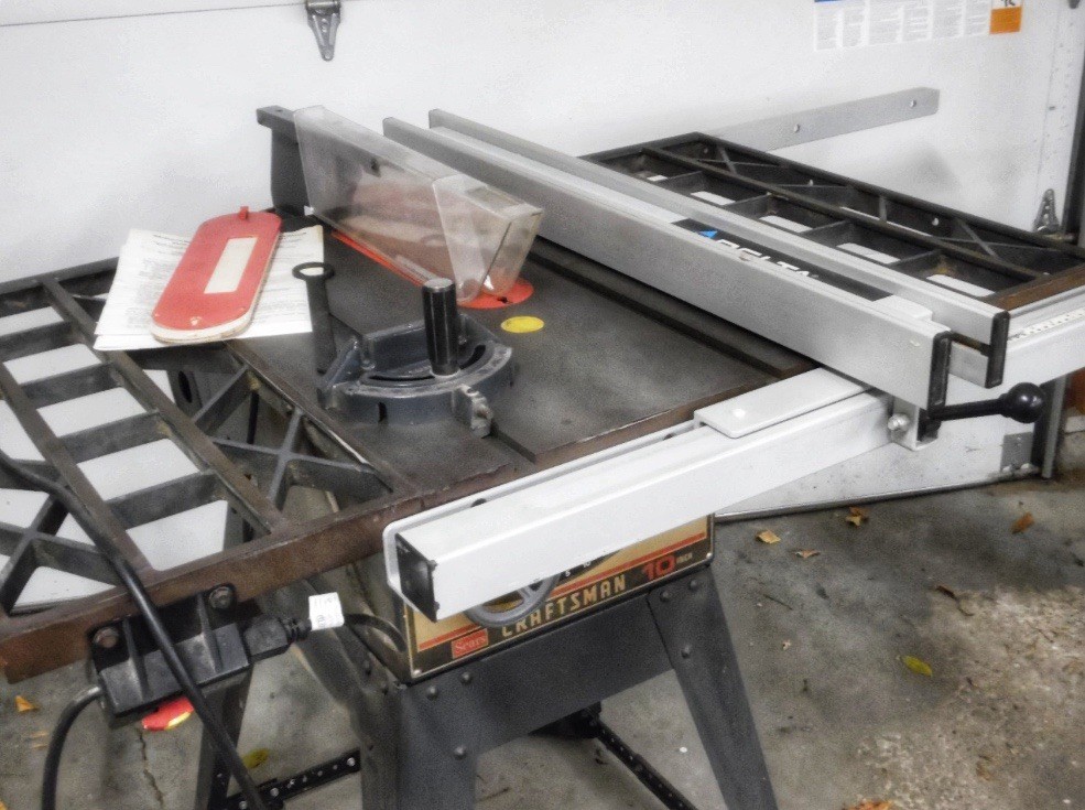 Vintage 80’s Craftsman Contractors Table Saw Professionally Owned & Maintained