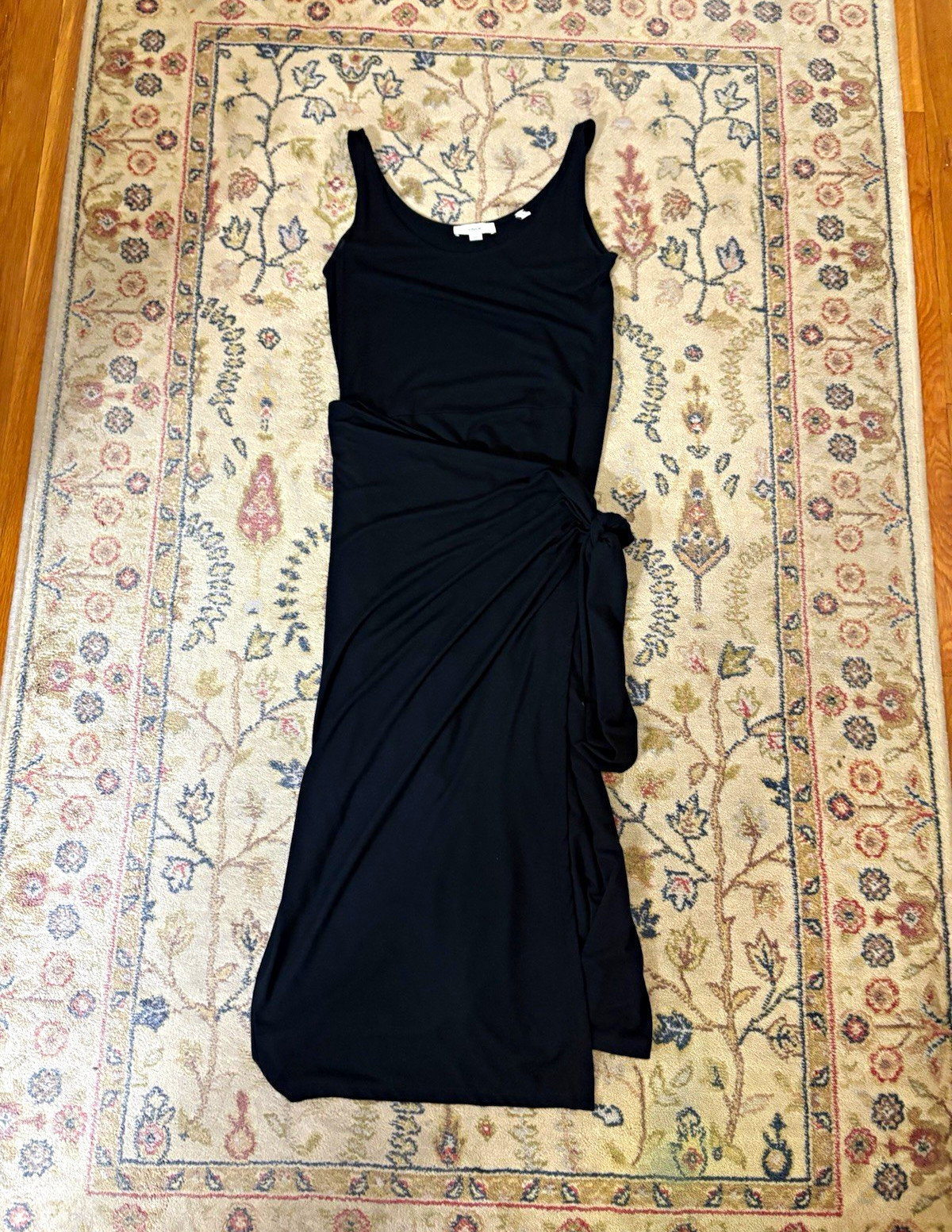 Vince Black Scoop Neck Sleeveless Tie-Side Stretch Sheath Knee Dress M Vince Black Scoop Neck Sleeveless Tie-Side Stretch Sheath Knee Dress M