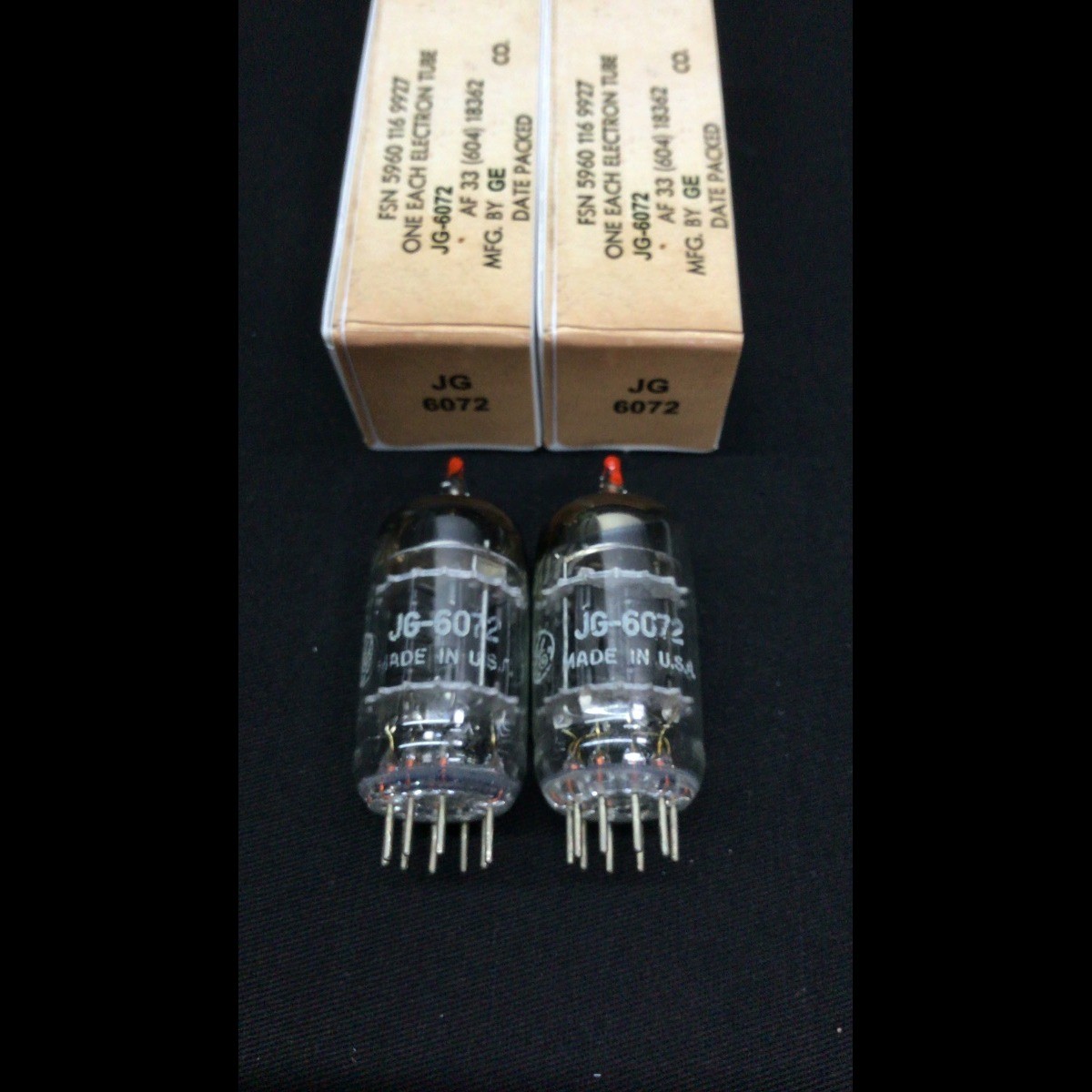 Matched Pair GE JG 6072 (12AY7) Red Tip Black Plate 3 Mica VACUUM TUBES 10.1227