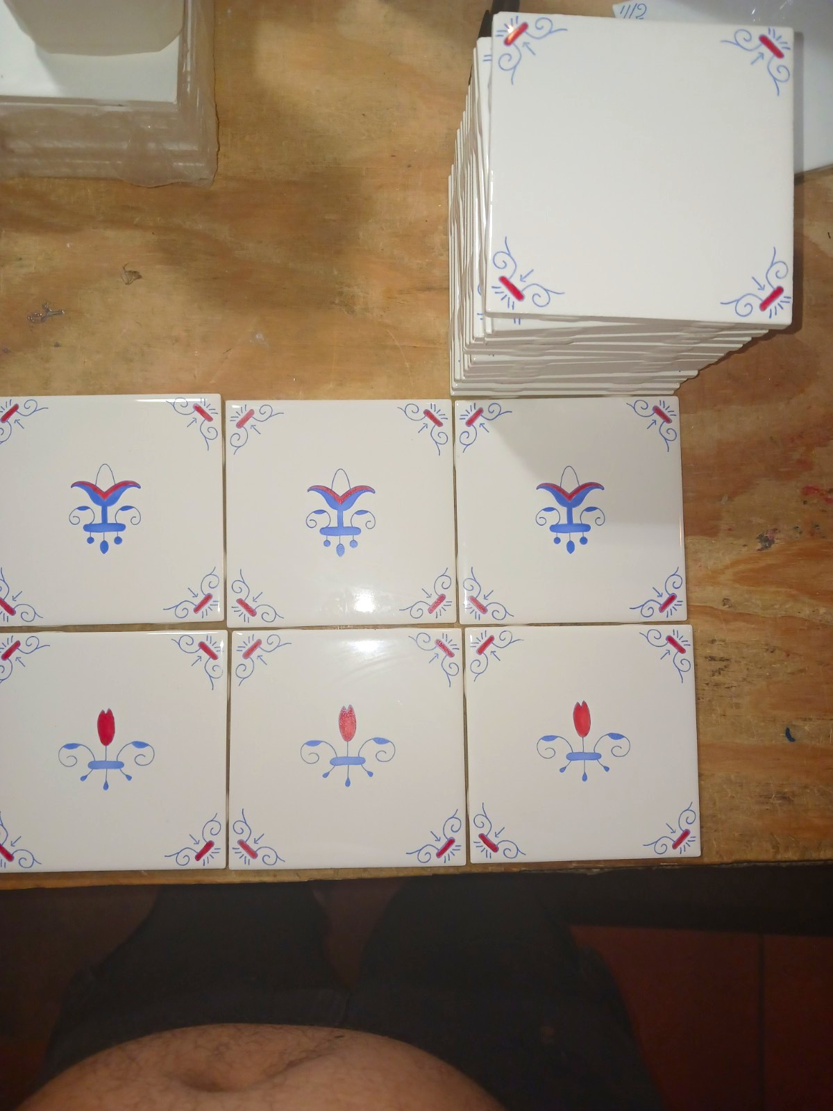Ceramic Interior Wall Tile 4.5x4.5 White Blue Red Floral Delft Style wall tiles.