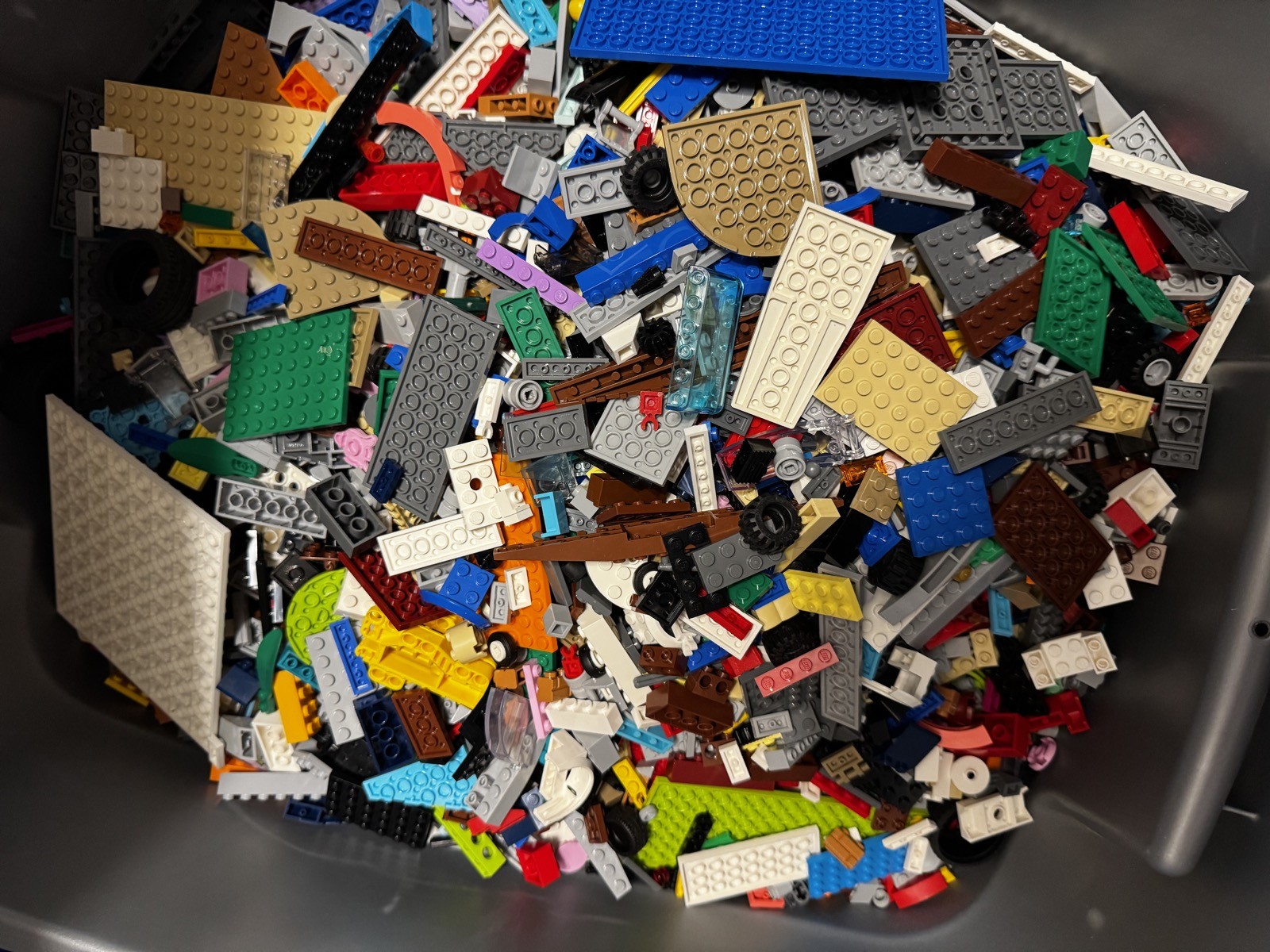 5lbs BULK LEGO - no minifigures or accessories 5lbs BULK LEGO - no minifigures or accessories
