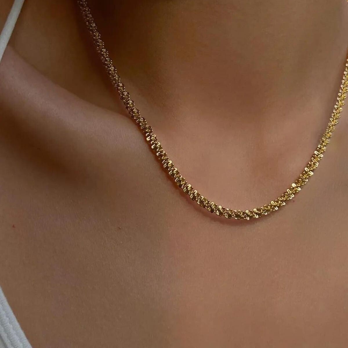 Gold plated stainless steel twisted chain for women tarnish free and Waterproof Gold plated stainless steel twisted chain for women tarnish free and Waterproof