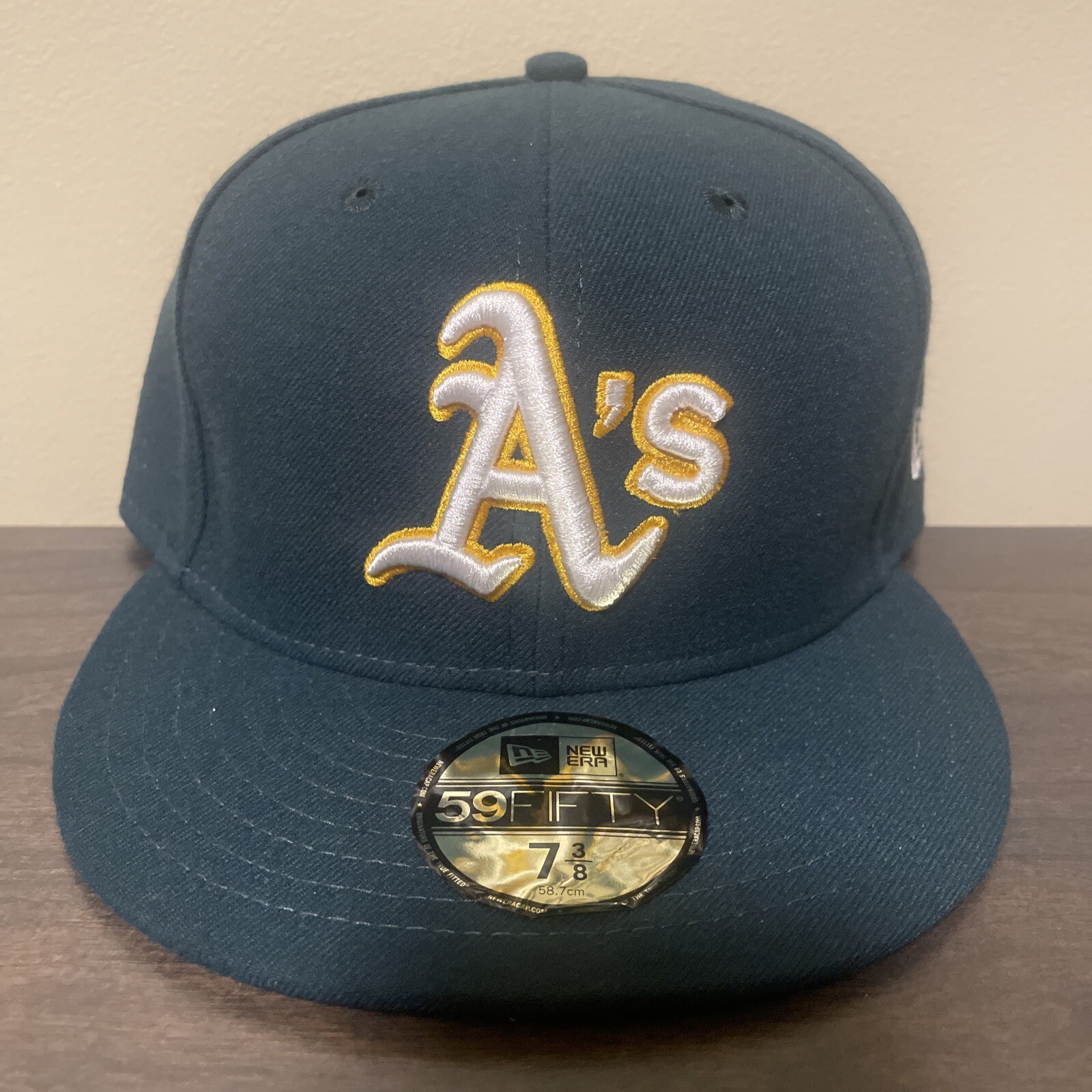 MLB Oakland Athletics A\'s 59FIFTY 5950 Men\'s New Era Fitted Hat Cap Green White
