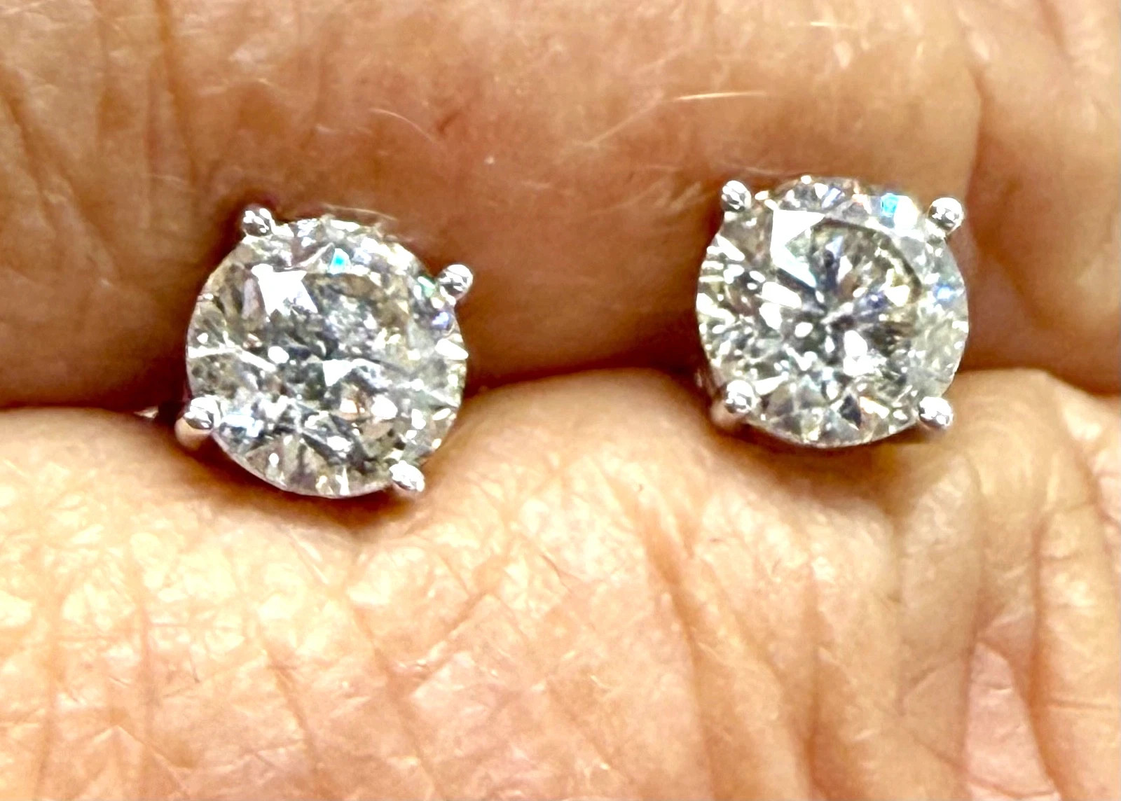 1.52 tcw Natural Diamond Stud Earrings screwback 14k White Gold