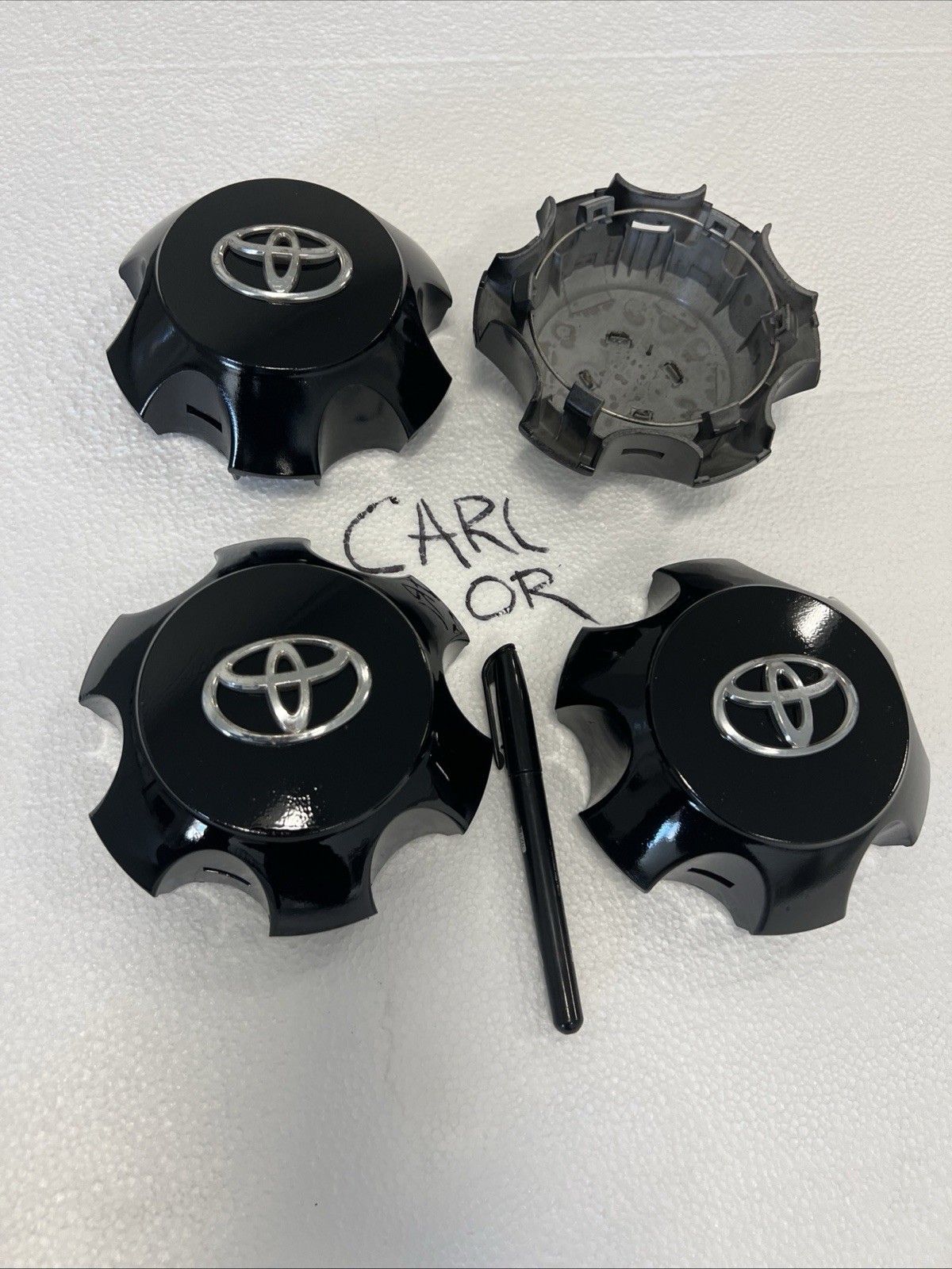 2014-2023 toyota runner 4260B-35090 4set 2014-2023 toyota runner 4260B-35090 4set