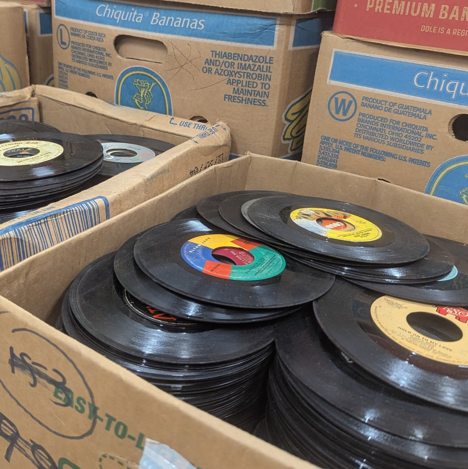 Lot 200 Vinyl Records 45 RPM 7 Lot 200 Vinyl Records 45 RPM 7
