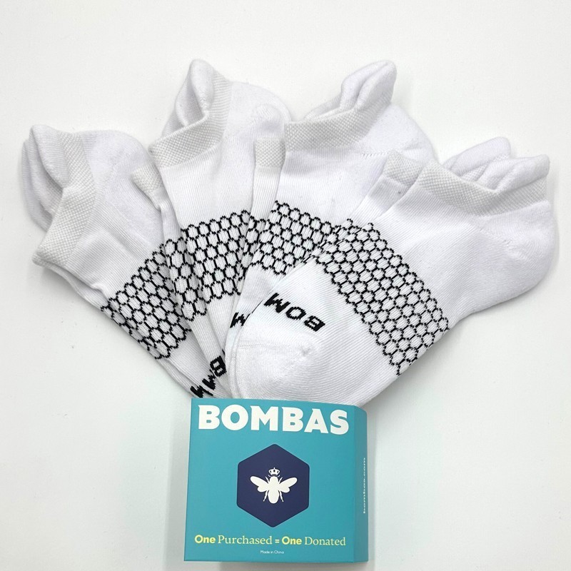 4 Pairs BOMBAS Women\'s honeycomb Solid Ankle Socks Cushion Size Med 8-10.5 White
