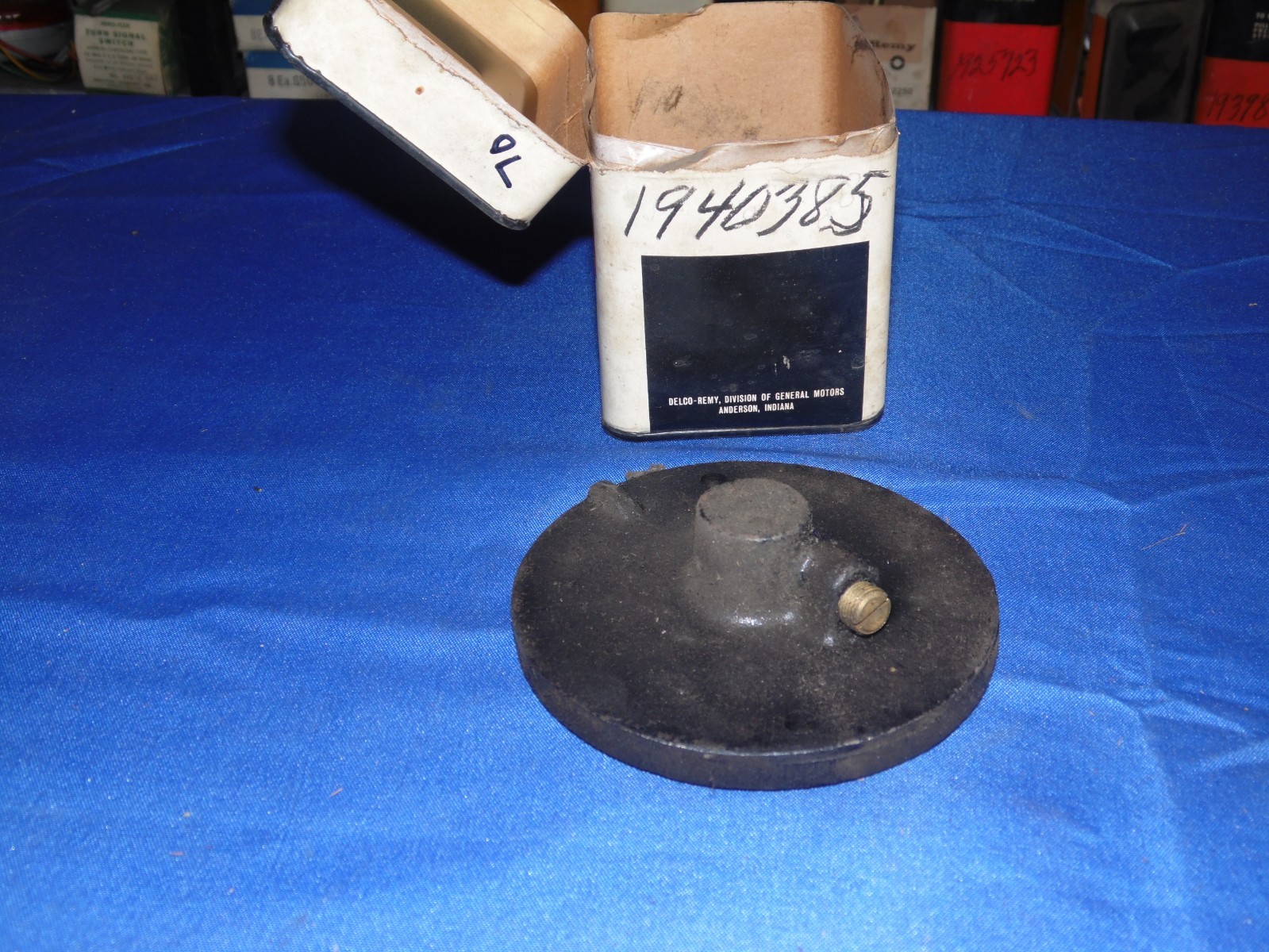 NOS OEM Vintage Delco Remy Commutator End / Frame Bracket D-4303 1940385