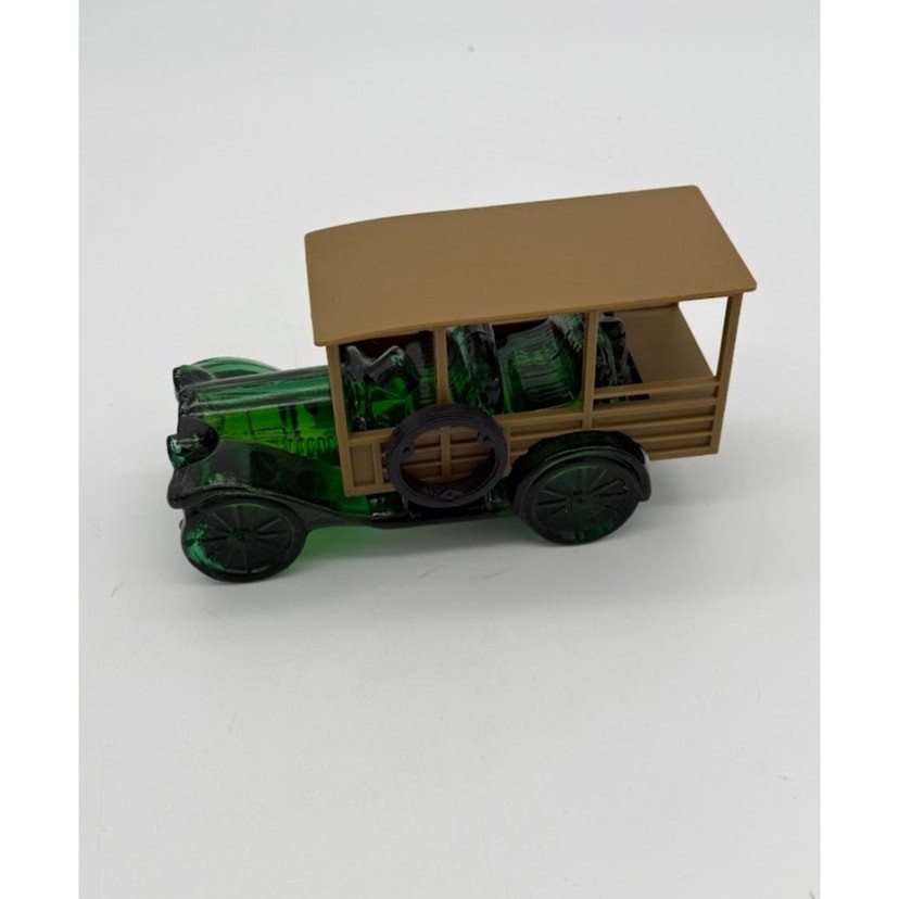 Avon Station Wagon After Shave Decanter Green Glass w Box Vintage Avon Station Wagon After Shave Decanter Green Glass w Box Vintage