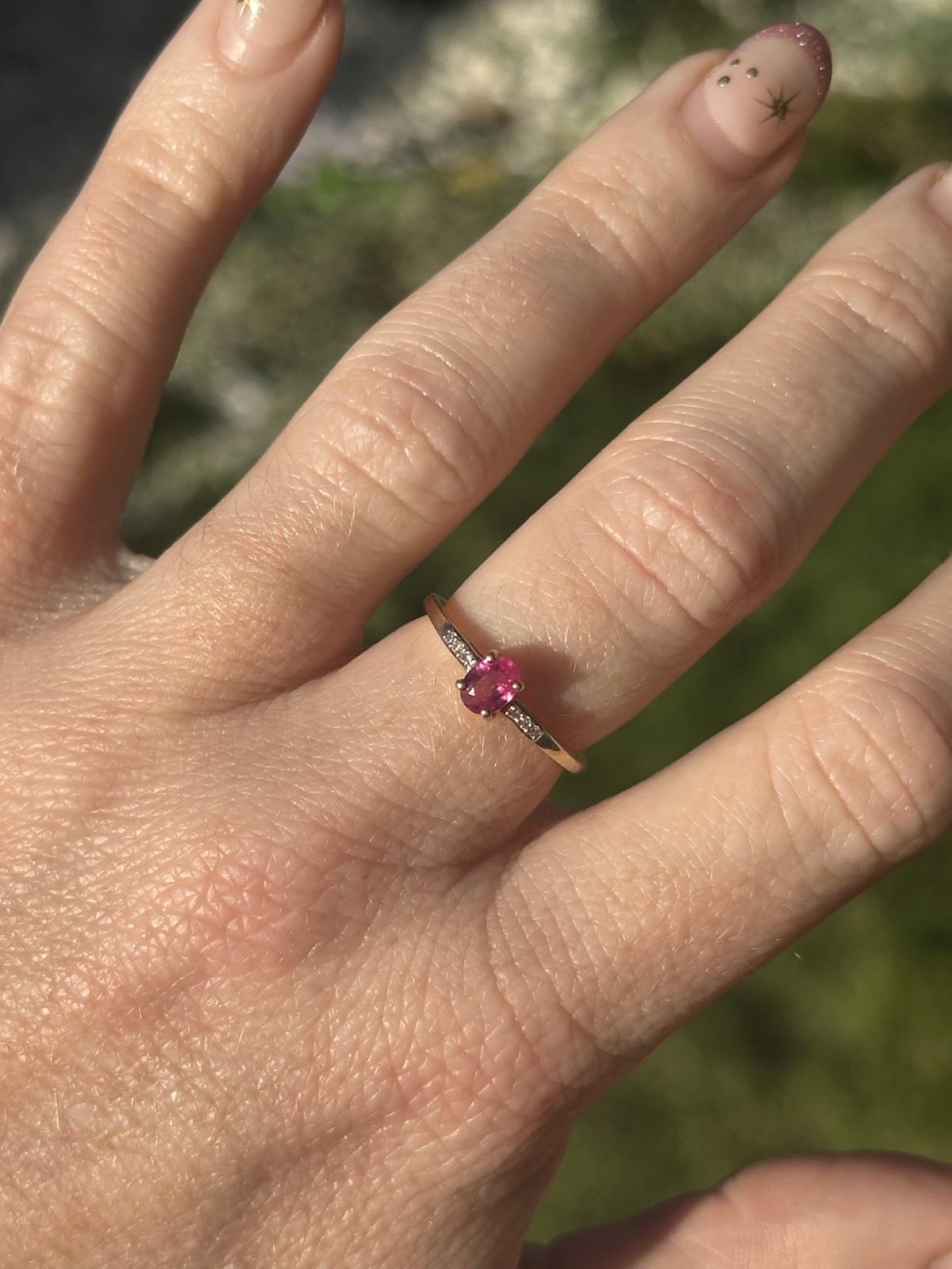 9ct Gold Ruby & Diamond Ring 9ct Gold Ruby & Diamond Ring