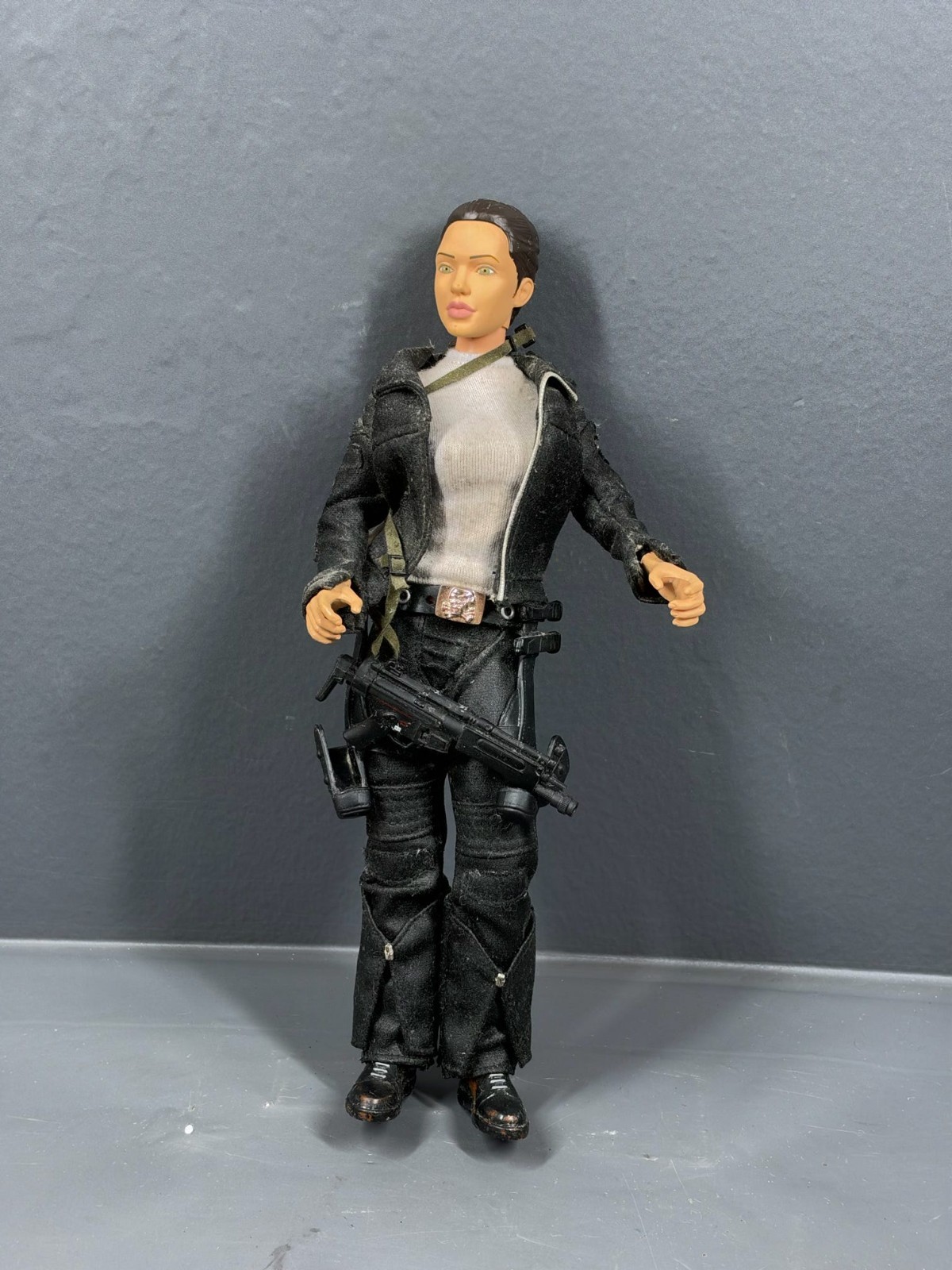 2001 Playmates Tomb Raider Lara Croft Angelina Jolie 12\