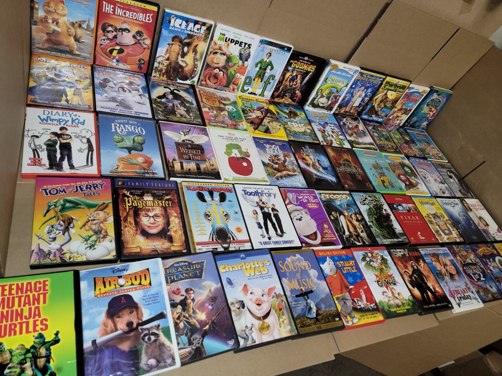 Lot of 10 DVD Cartoon Family Children Classic Animated Kids Disney Movie RANDOM Lot of 10 DVD Cartoon Family Children Classic Animated Kids Disney Movie RANDOM