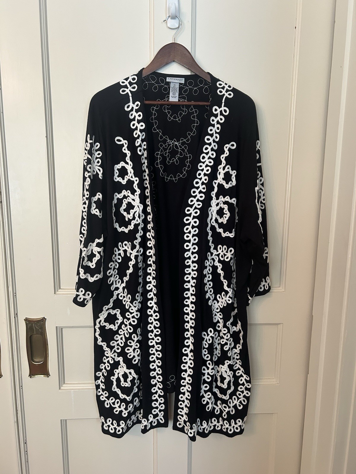 Catherines Embroidered Applique Open Kimono Top Womens Size 3X Black White