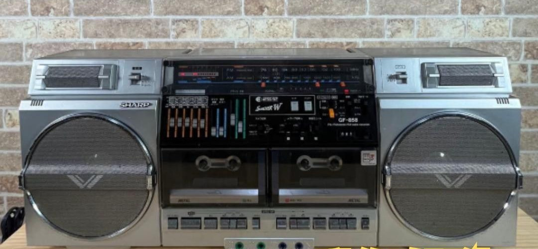 Sharp GF-858 Searcher-W Radio Cassette Recorder BOOMBOX Tested Working Japan