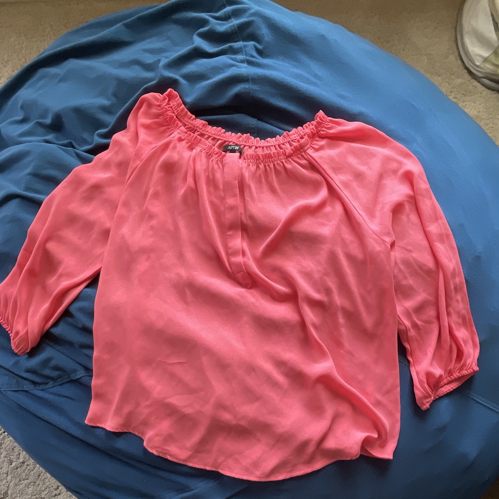 Apt. 9 Women’s XL Pink Off-the-Shoulder Peasant Blouse 3/4 Sleeve Ruffle Apt. 9 Women’s XL Pink Off-the-Shoulder Peasant Blouse 3/4 Sleeve Ruffle